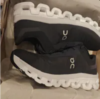 [S] ON CLOUD CLOUD BLACK/WHITE CLOUDFLOW 4, 3WD30110299-BLACK/WHITE (SOC15)