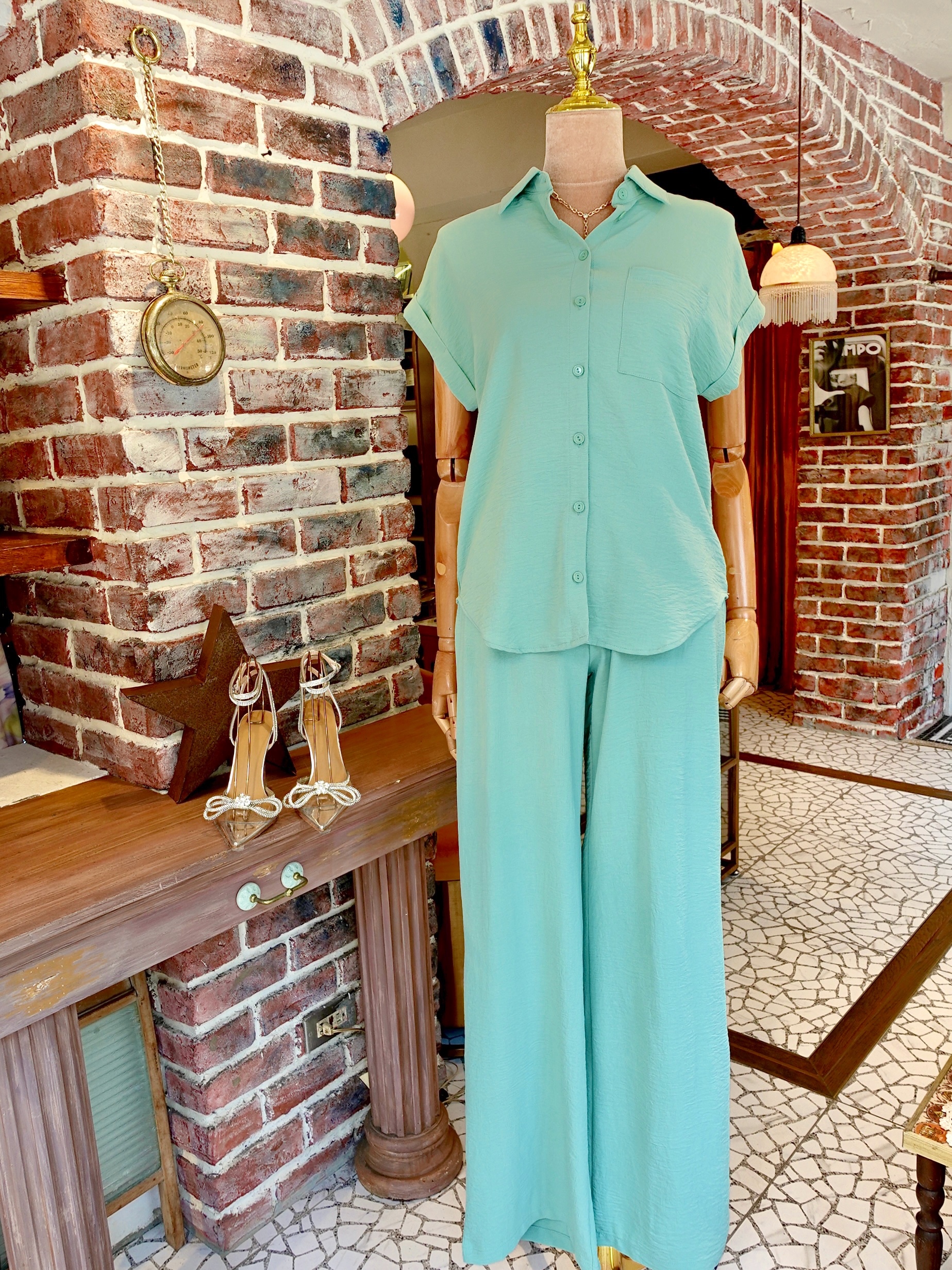 Lux Vacation薄荷綠色短襯衫上衣+長褲套裝