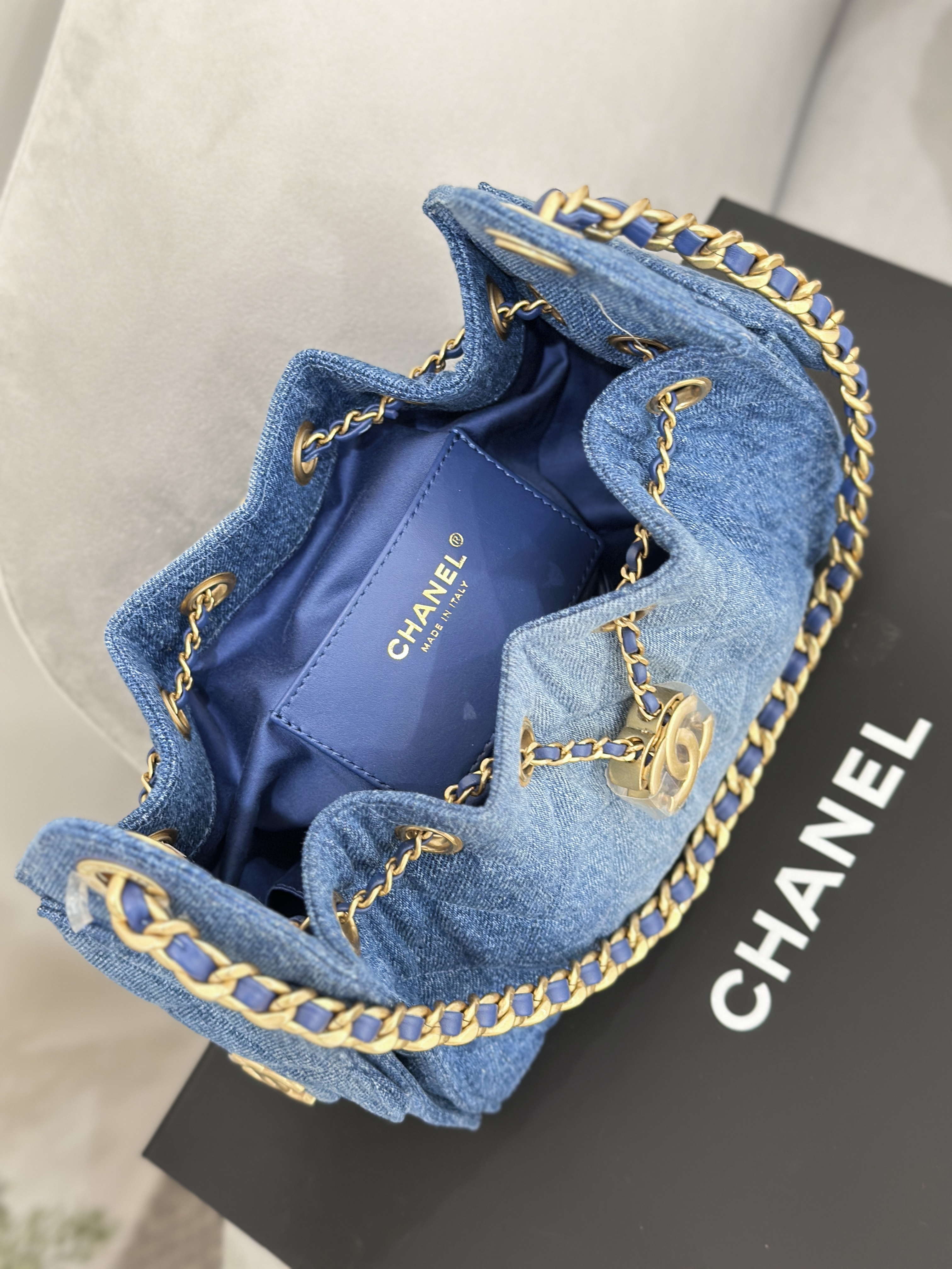 CHANEL 25 Mini Bag