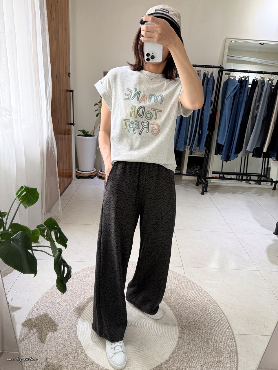 正韓GREAT彩色字母T (灰)