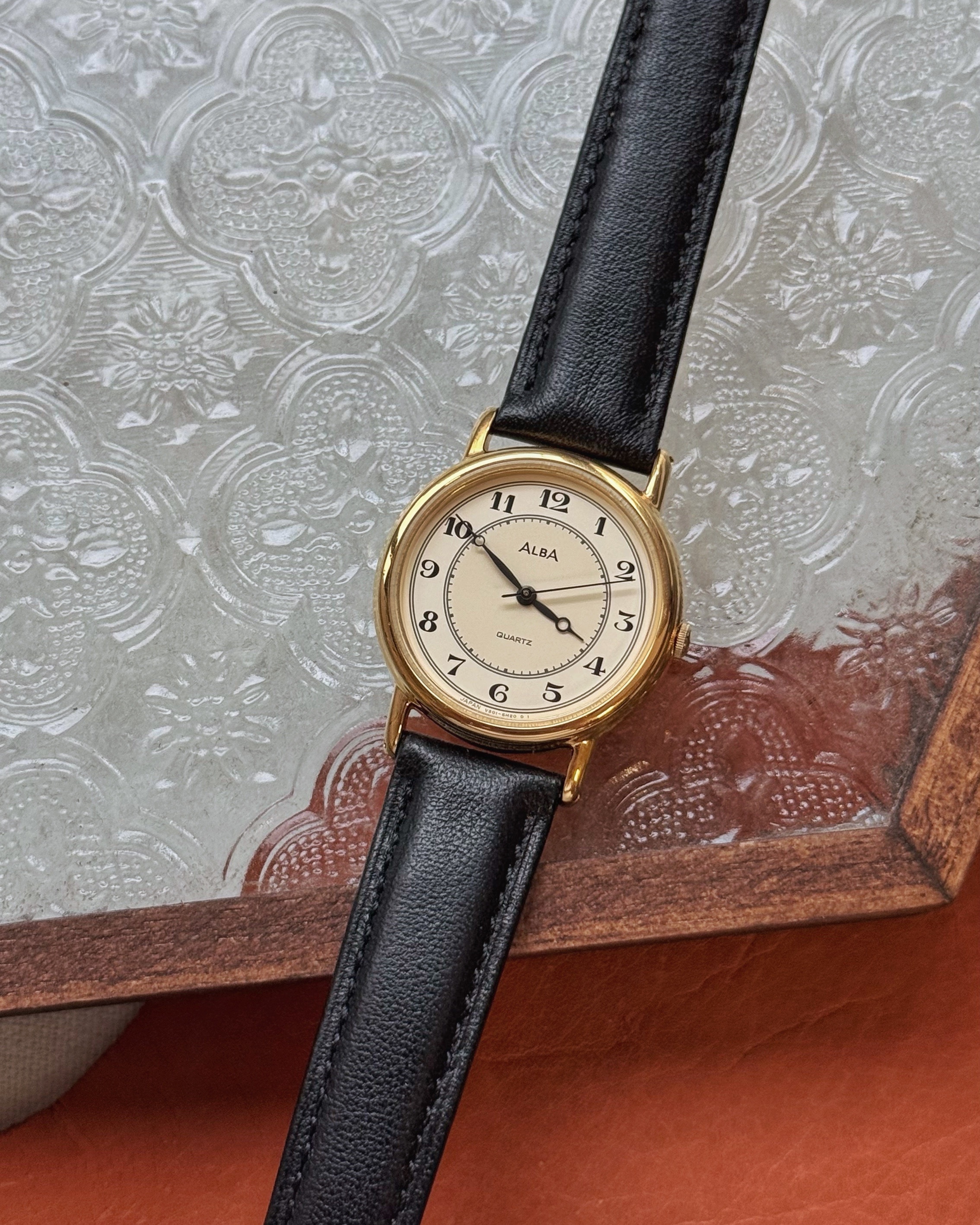 ALBA 90s Vintage Watch A0096