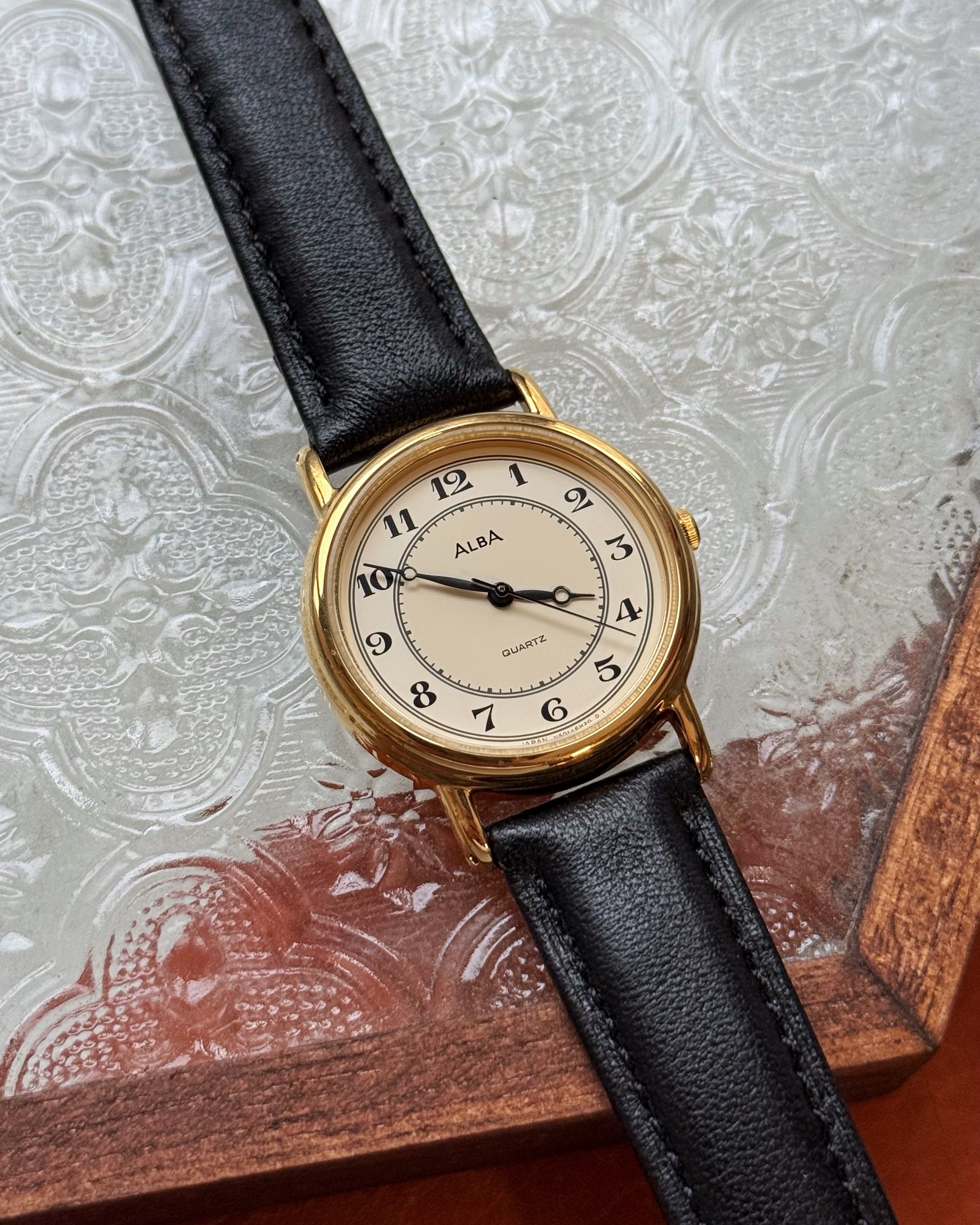 ALBA 90s Vintage Watch A0096