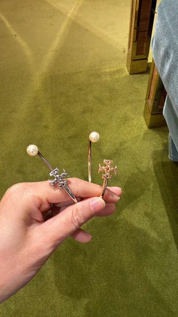 YO030 Tory Burch Eleanor 珍珠開口手環