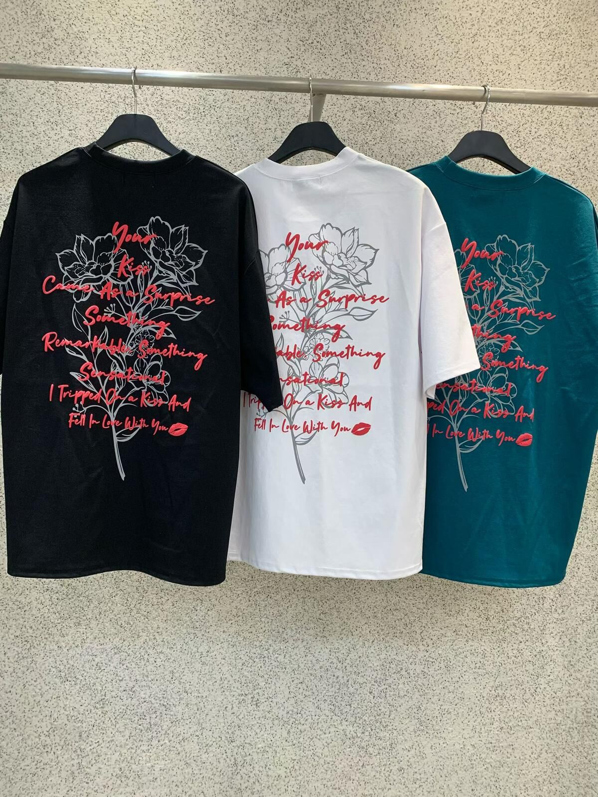 英文字圖案短袖Tee Double-B-041T