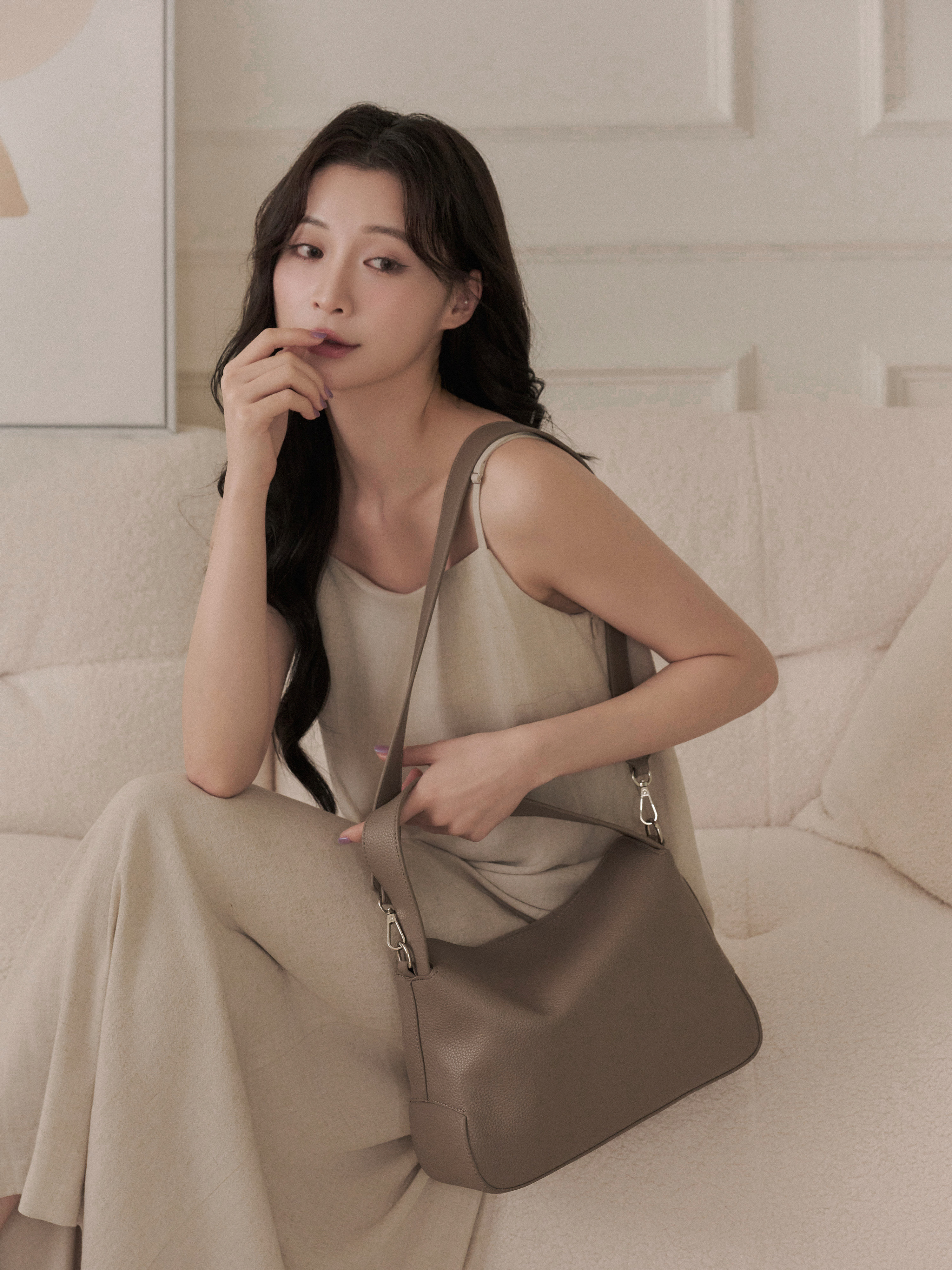 質感荔枝紋寬帶兩用包