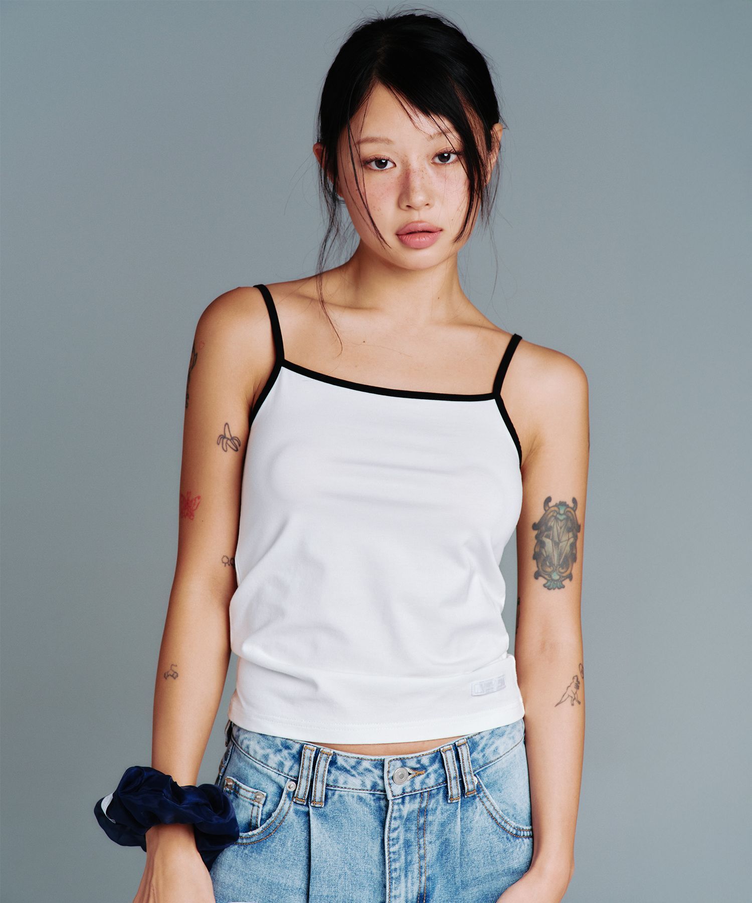 AMES-WORLDWIDE 方領背心 AM2GMFT593AWH