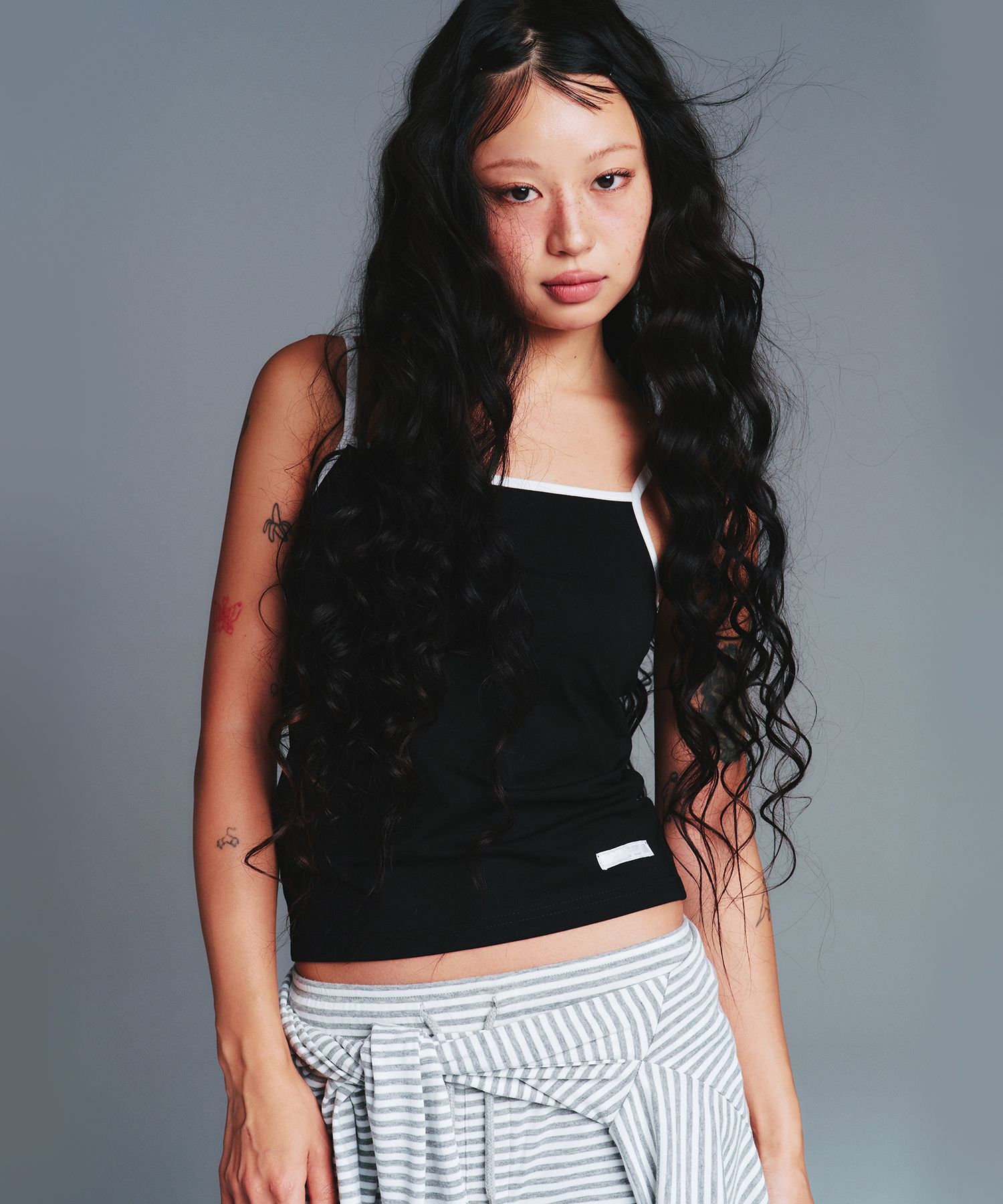 AMES-WORLDWIDE 方領背心 AM2GMFT593ABK