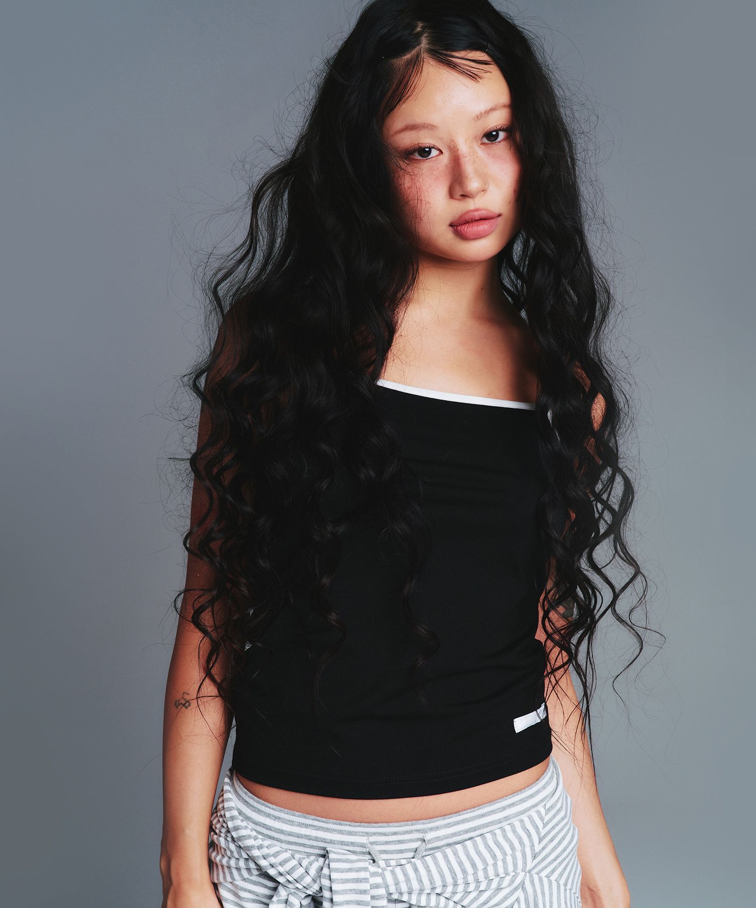 AMES-WORLDWIDE 方領背心 AM2GMFT593ABK