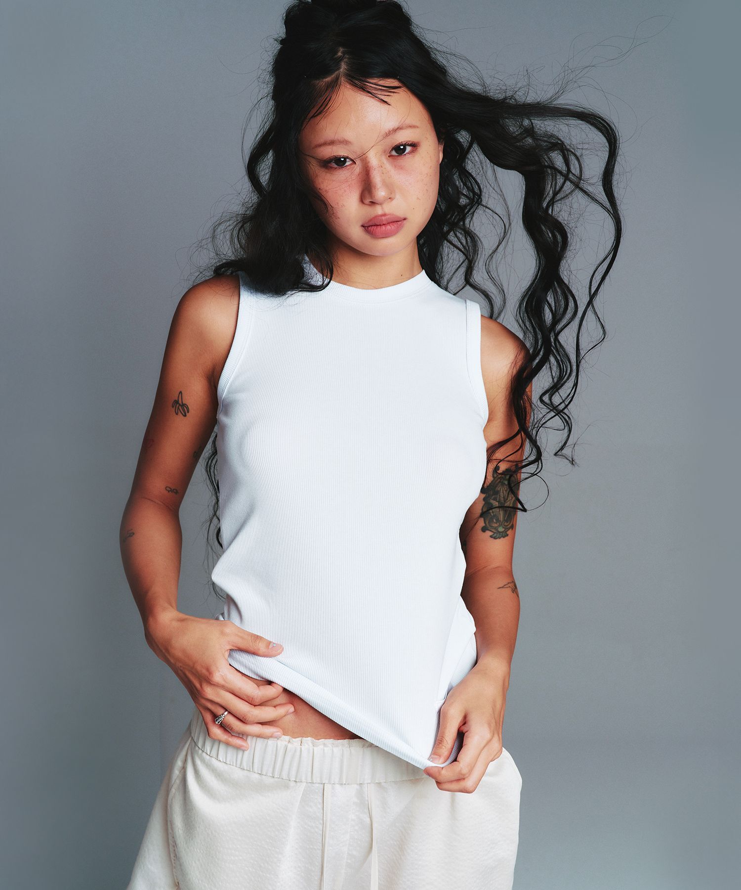 AMES-WORLDWIDE 圓領無袖上衣 藍色 AM2GMFT592ABL