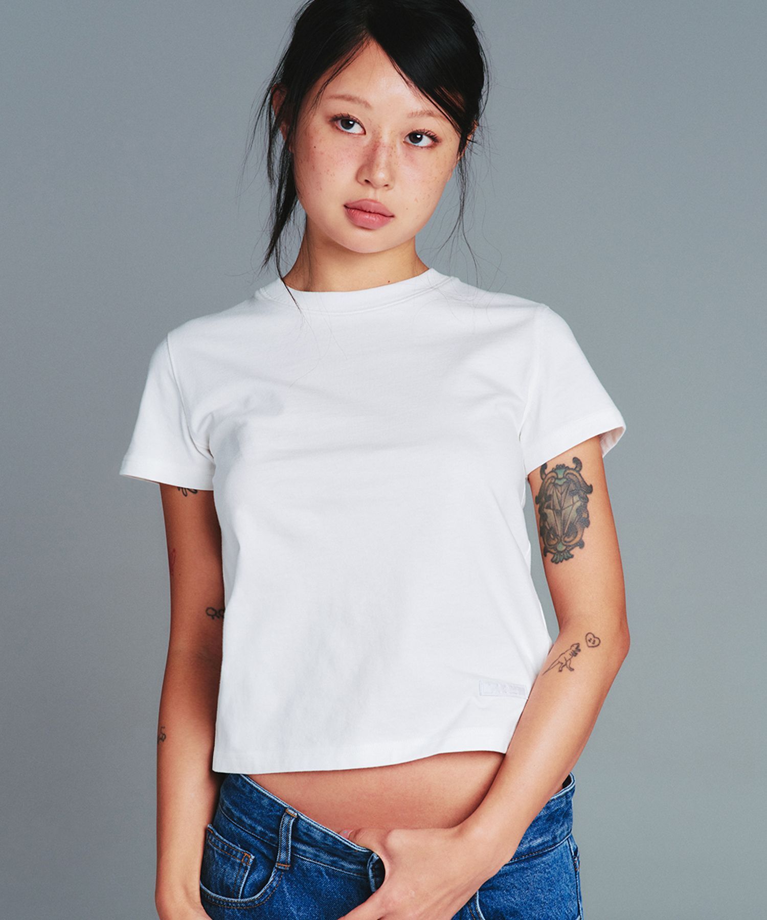 AMES-WORLDWIDE 經典基本款素T 白色 AM2GMFT530AWH