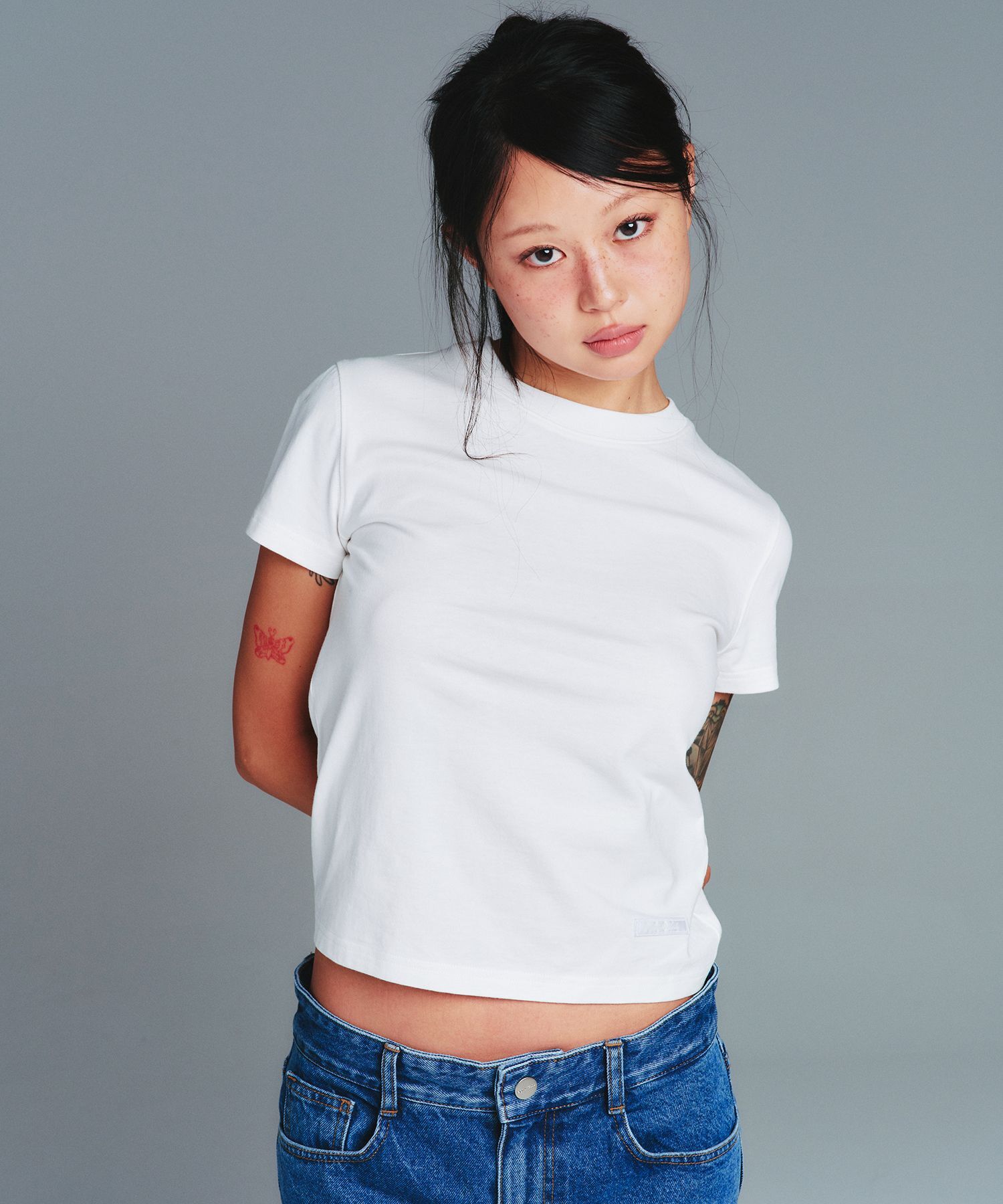 AMES-WORLDWIDE 經典基本款素T 白色 AM2GMFT530AWH