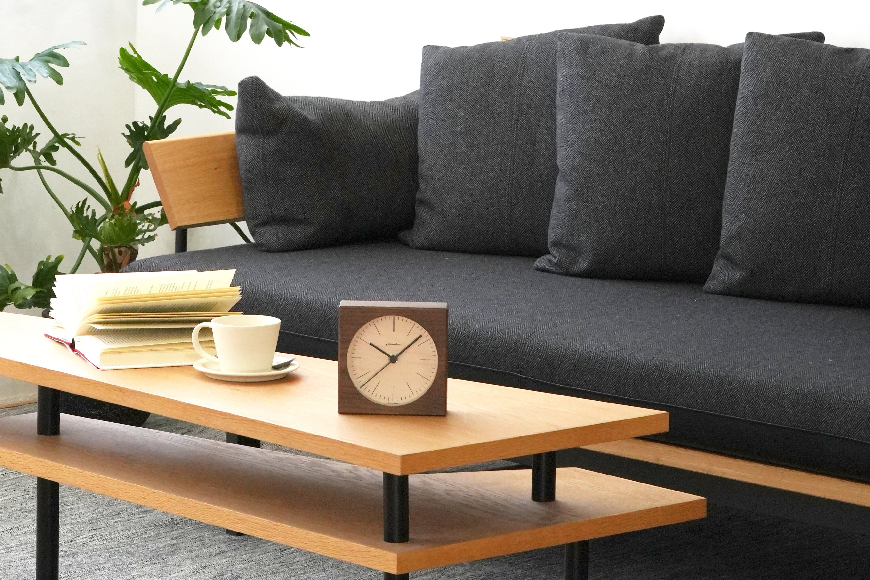 CHAMBRE 線條座枱鐘