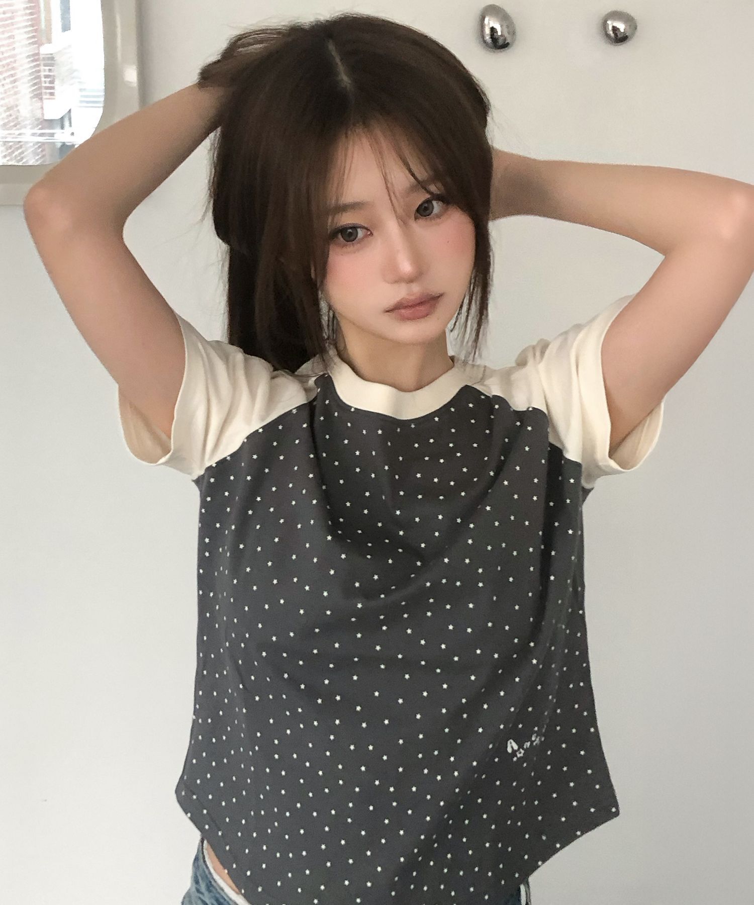 AMES-WORLDWIDE 撞色棒球袖短版T恤 AM2GMFT507ACH