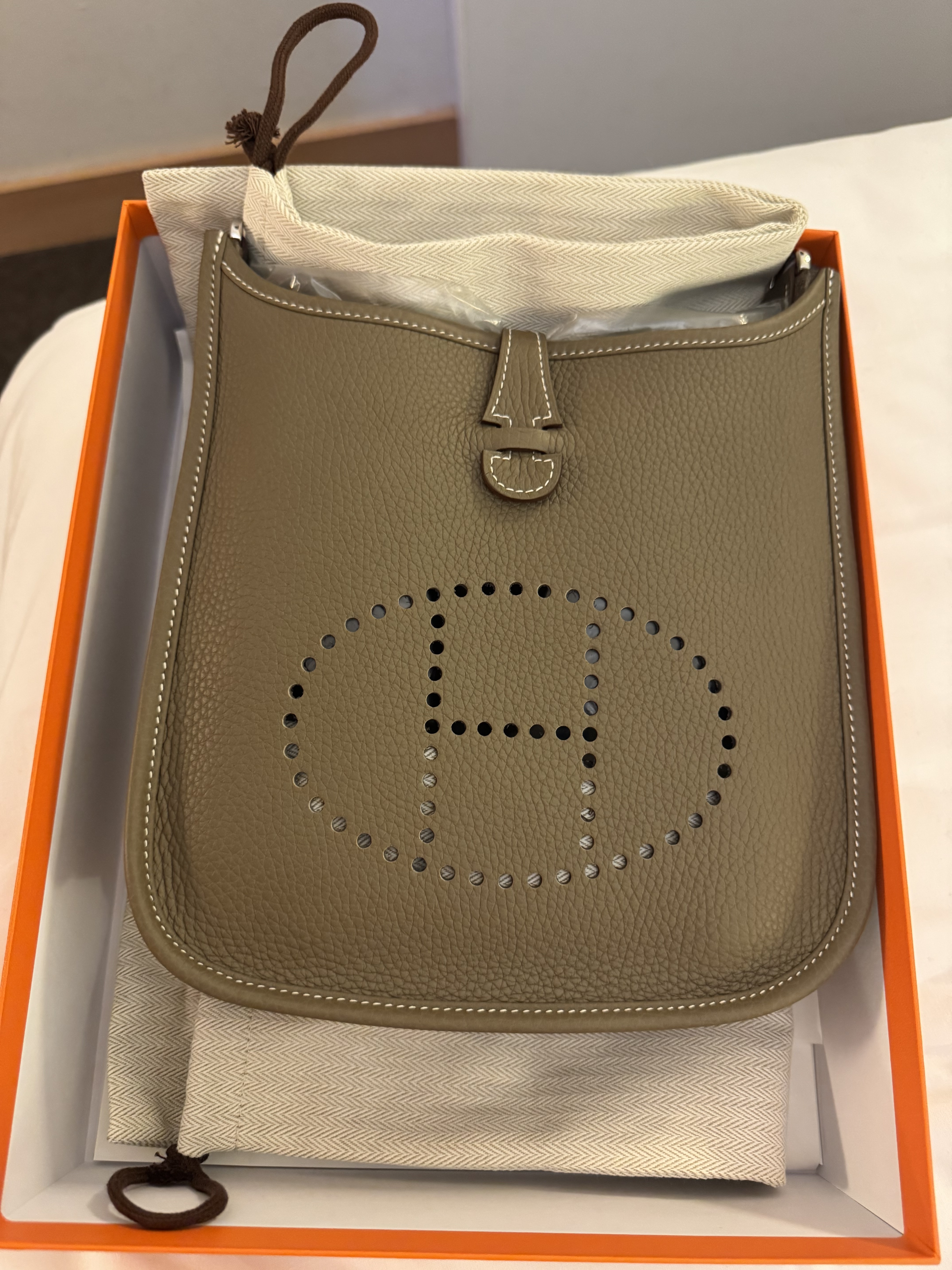 Evelyne 23 Etoupe ck tc G