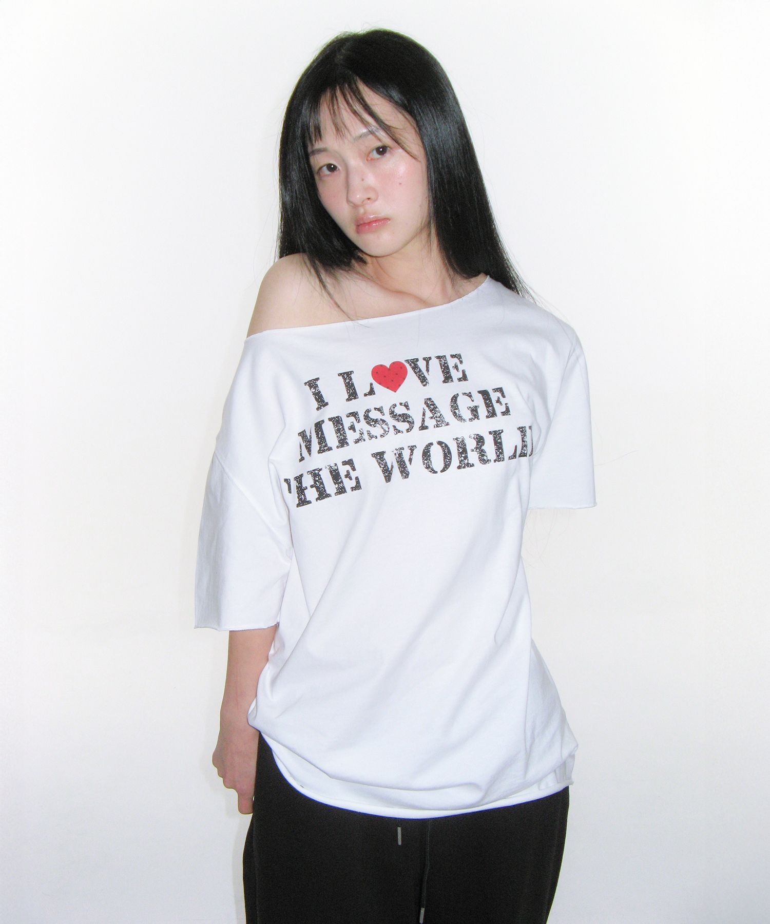 AMES-WORLDWIDE Love Message 寬版上衣 AM2GSFT558AWH