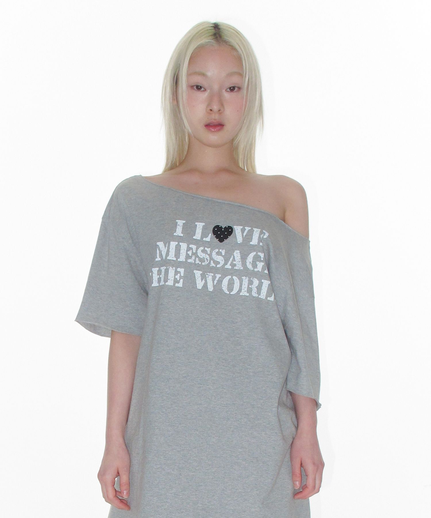 AMES-WORLDWIDE 訊息印花寬版 T-shirt 灰色 AM2GSFT558AGR