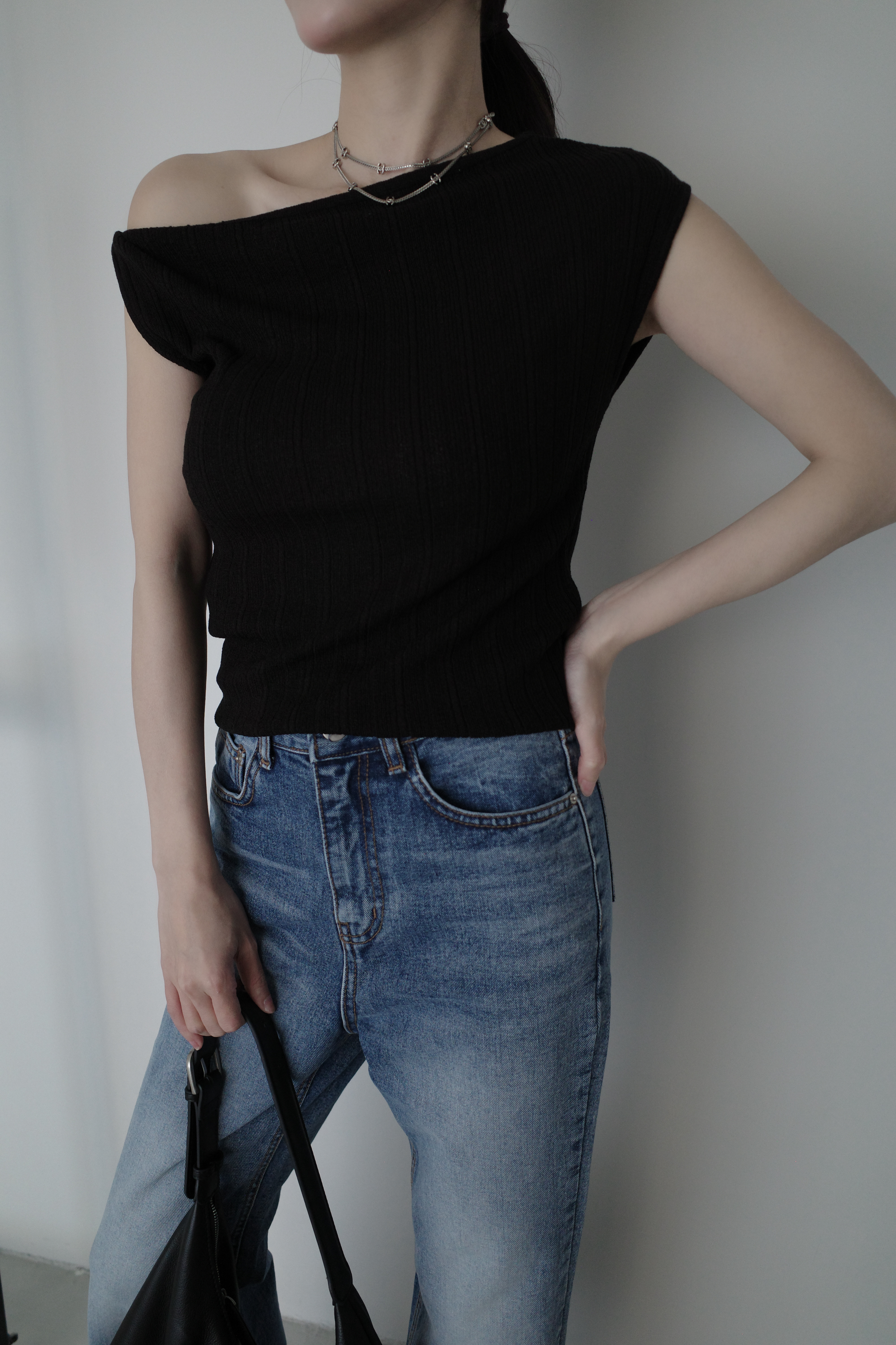 (預購)#AO30 針織不規則上衣(黑/白/灰)