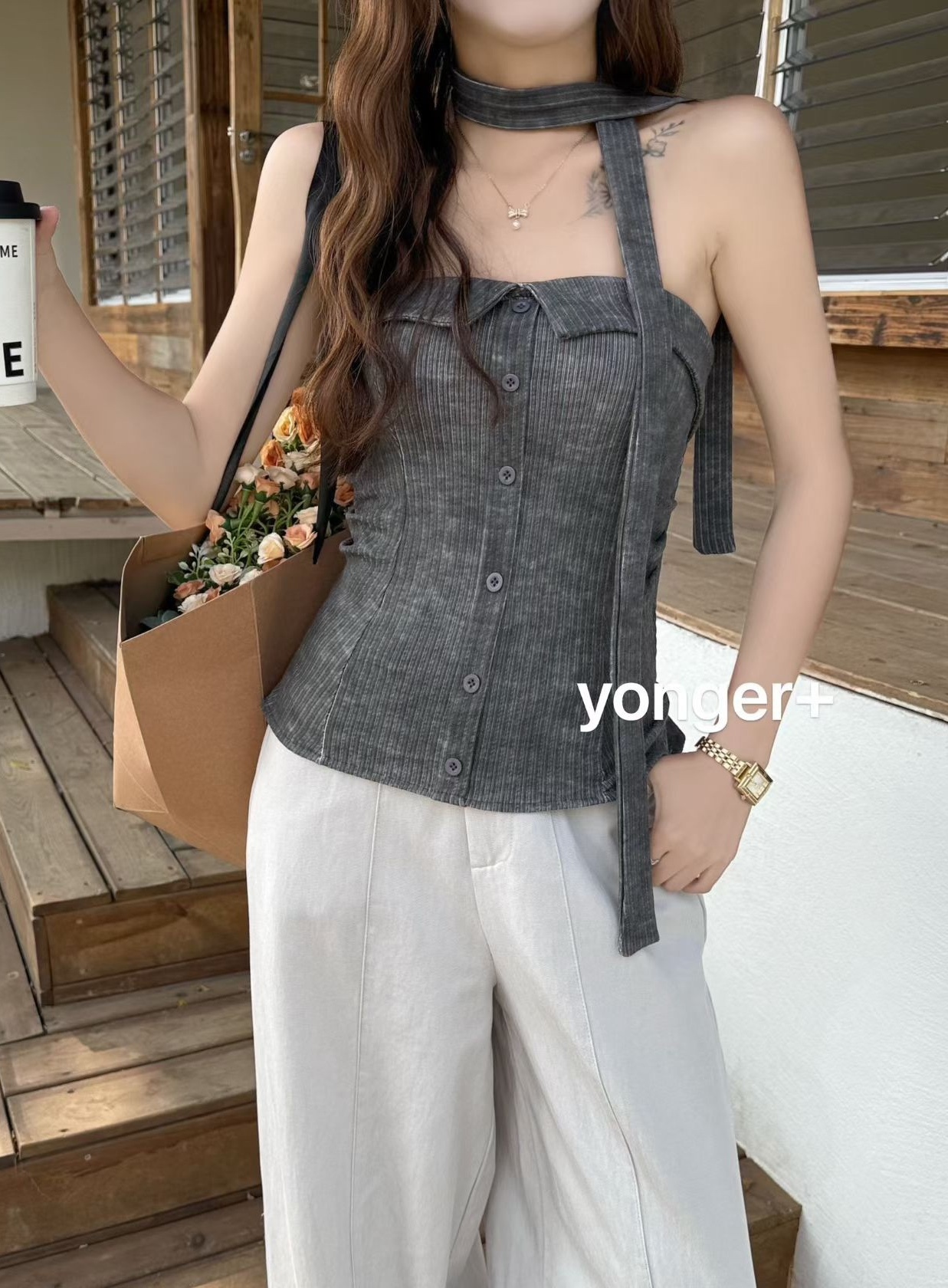 平口扭釦渲染直紋背心+繞脖