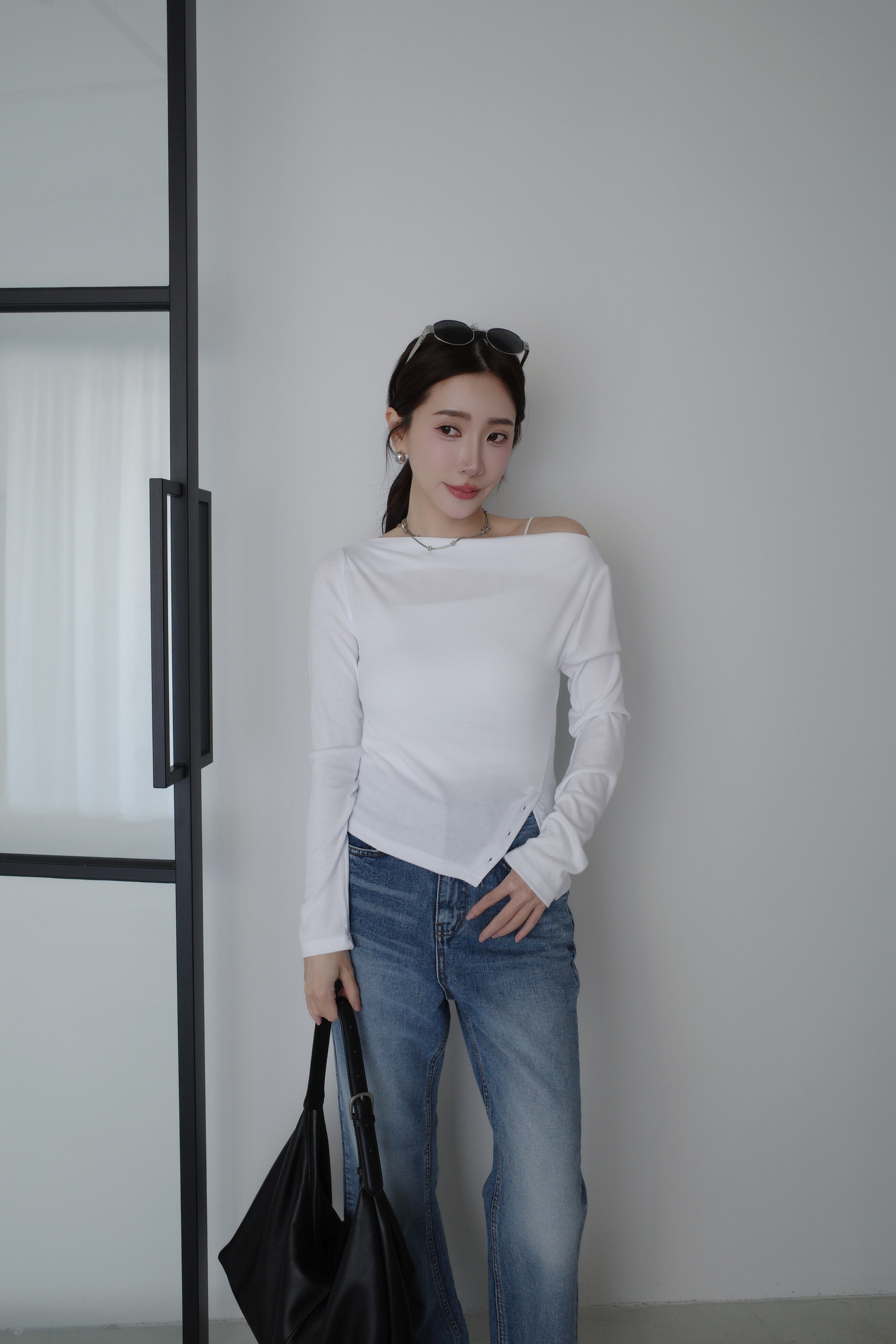 🇰🇷(預購)#AO55 美美的下開衩棉質上衣(白/黑/奶茶)