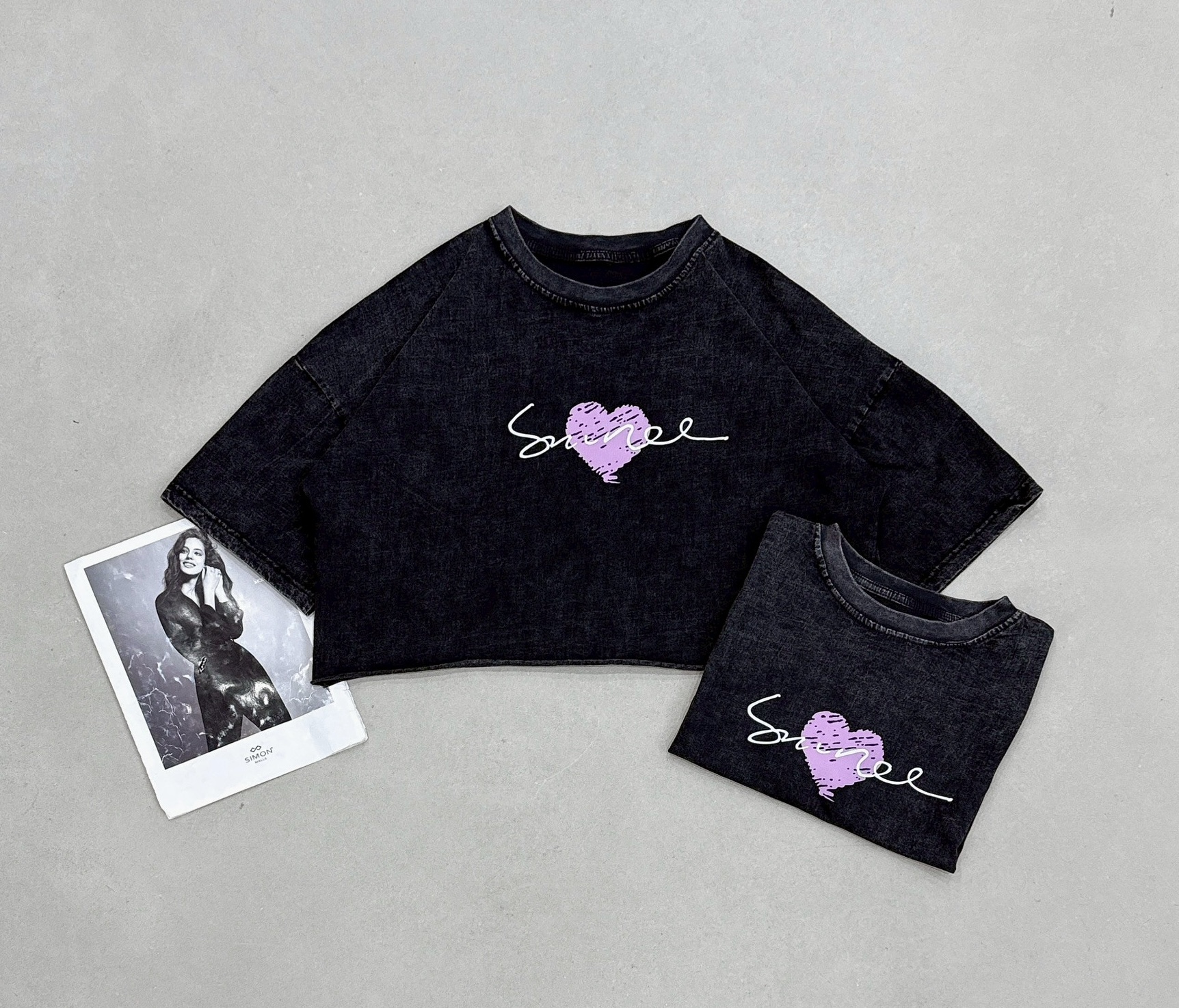 塗鴉愛心字母水洗短版衣