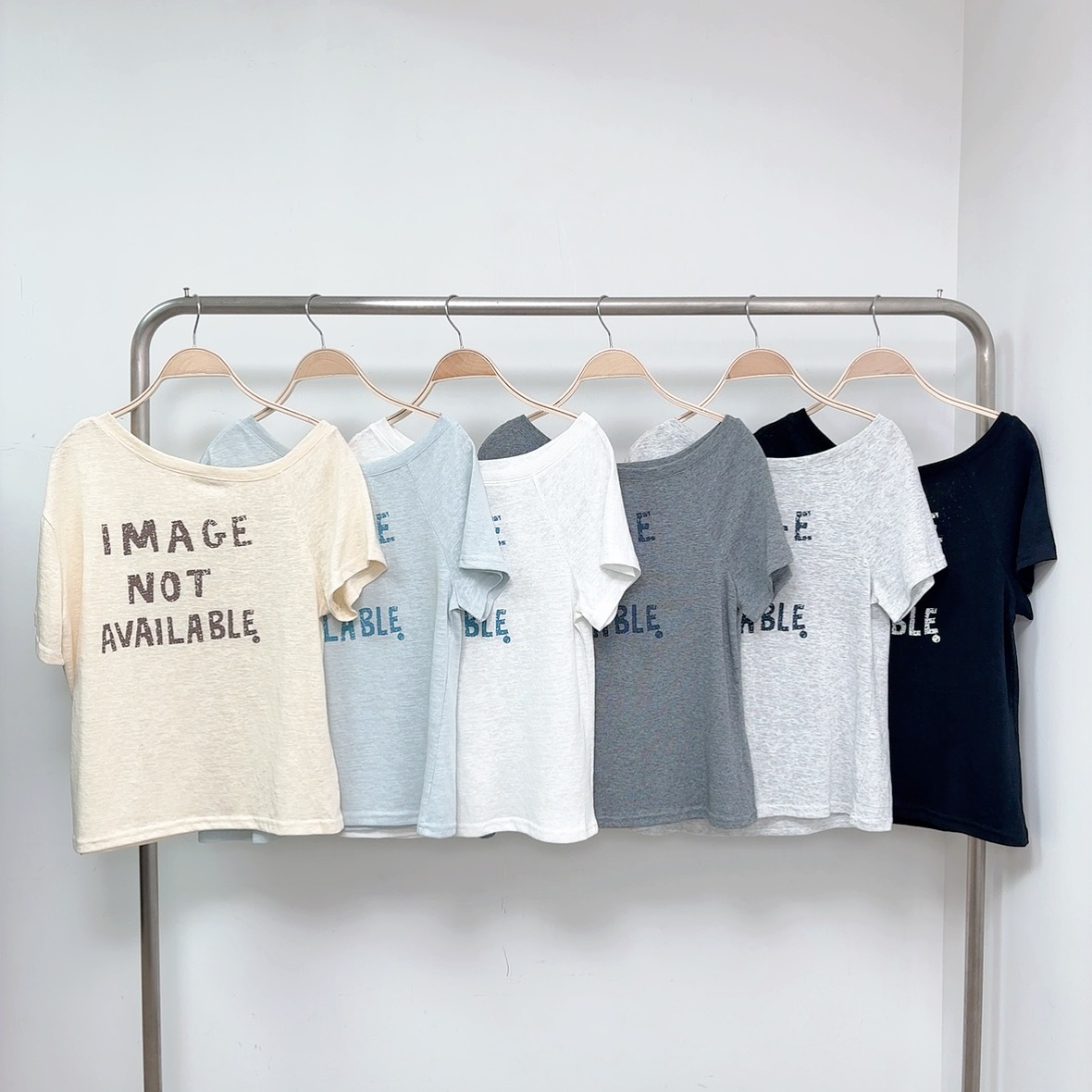 ⭐️⭐️【預訂】做舊印字單露膊雪花棉TEE (C91-C96)