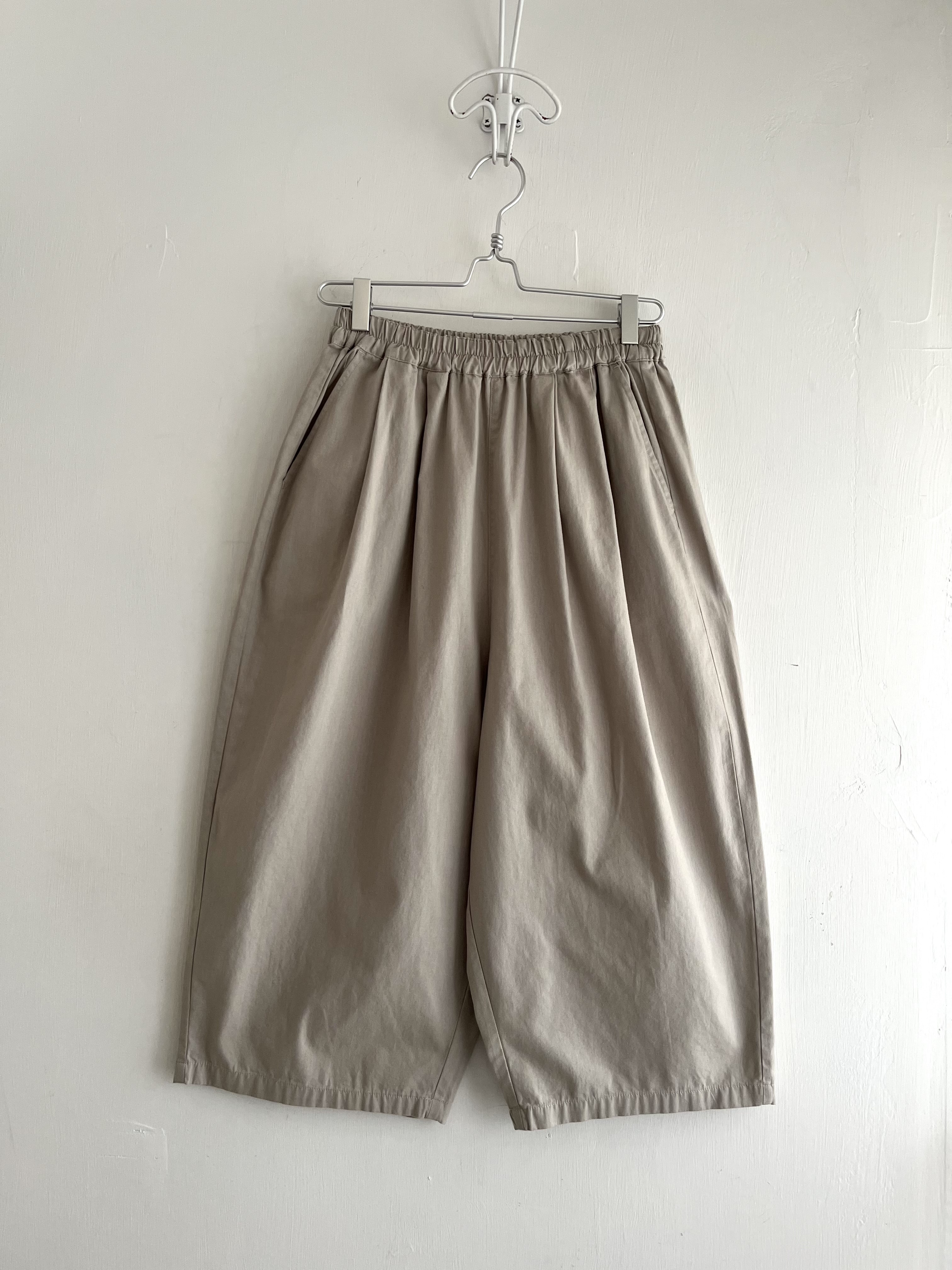 Kermu米色全橡筋闊褲