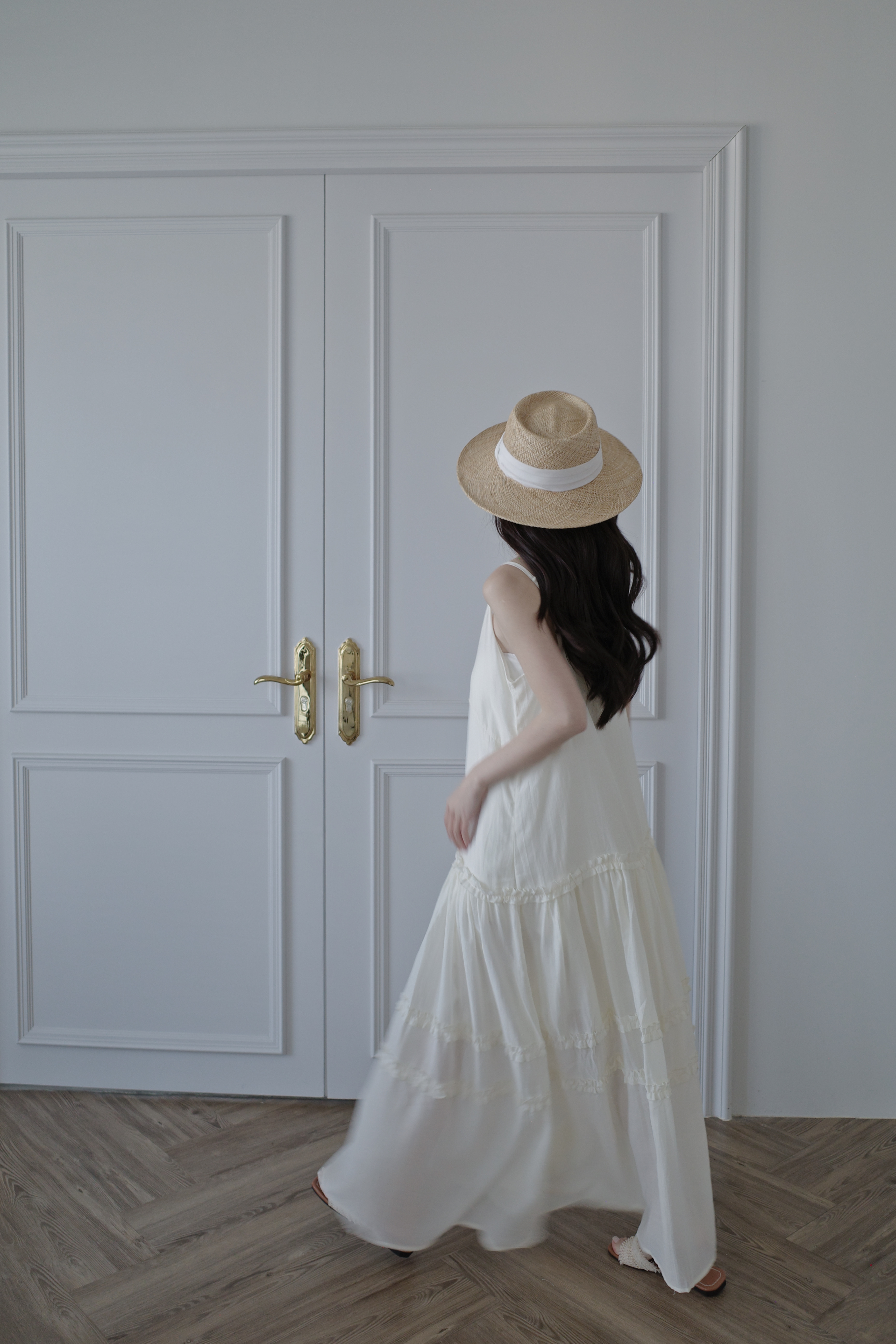 (預購)#AO29 小仙女必收超美背心洋(黑/白/藍/杏)