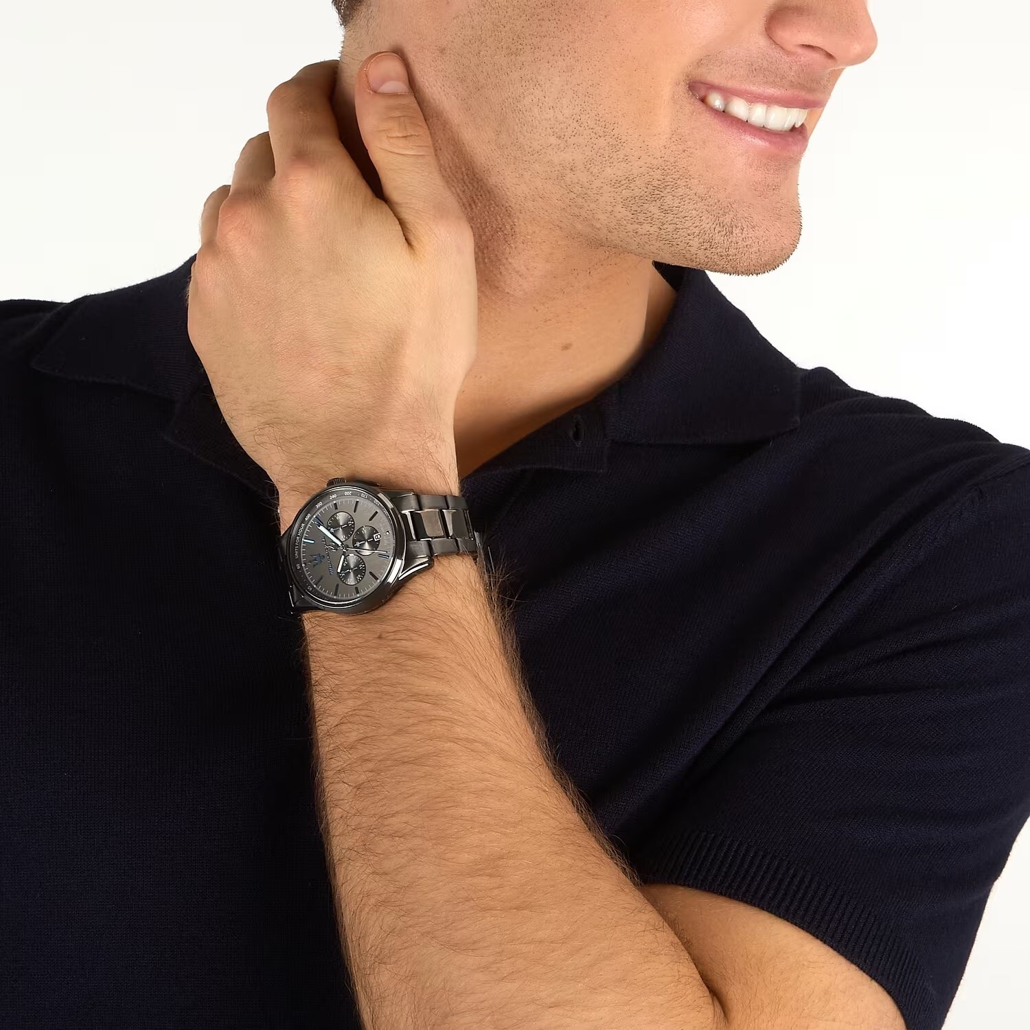 MASERATI 瑪莎拉蒂  全黑款藍色指針三眼計時石英男錶  R8873654002  錶徑: 43MM