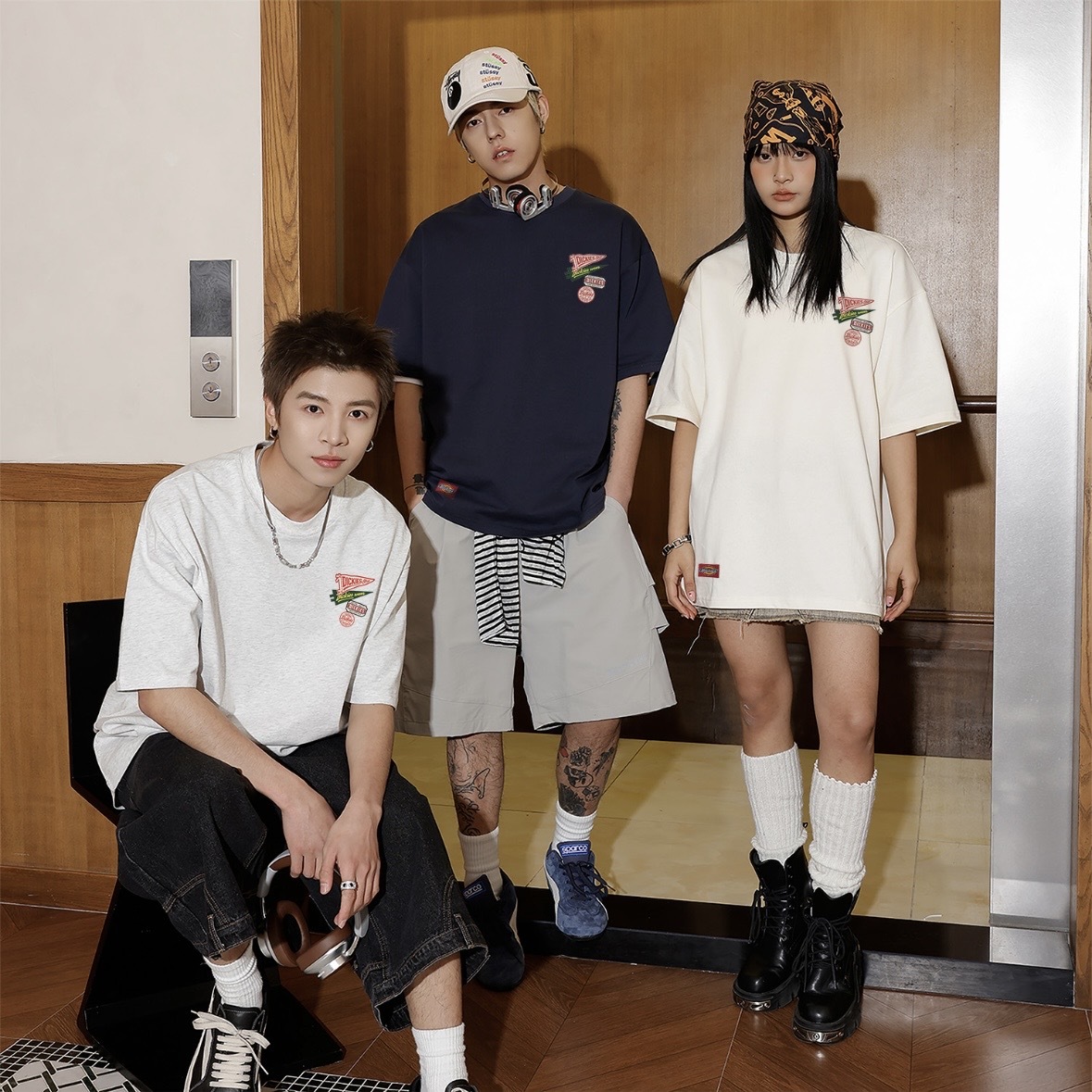 『預購商品』Dickies 美式復古 徽章LOGO 寬鬆短踢 DKU262NKT385-DK