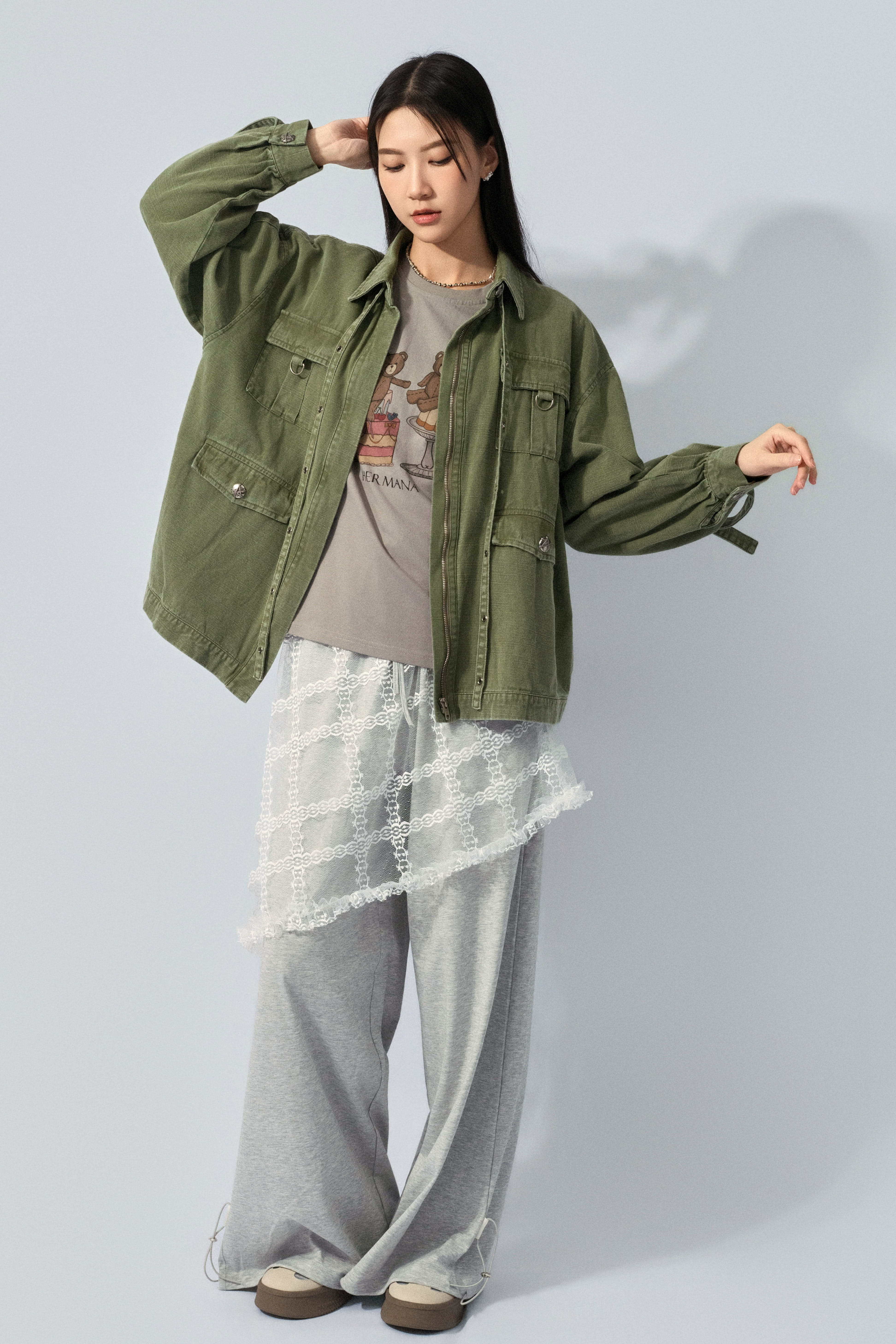 裝飾搭帶洗水薄軍褸（預購產品）