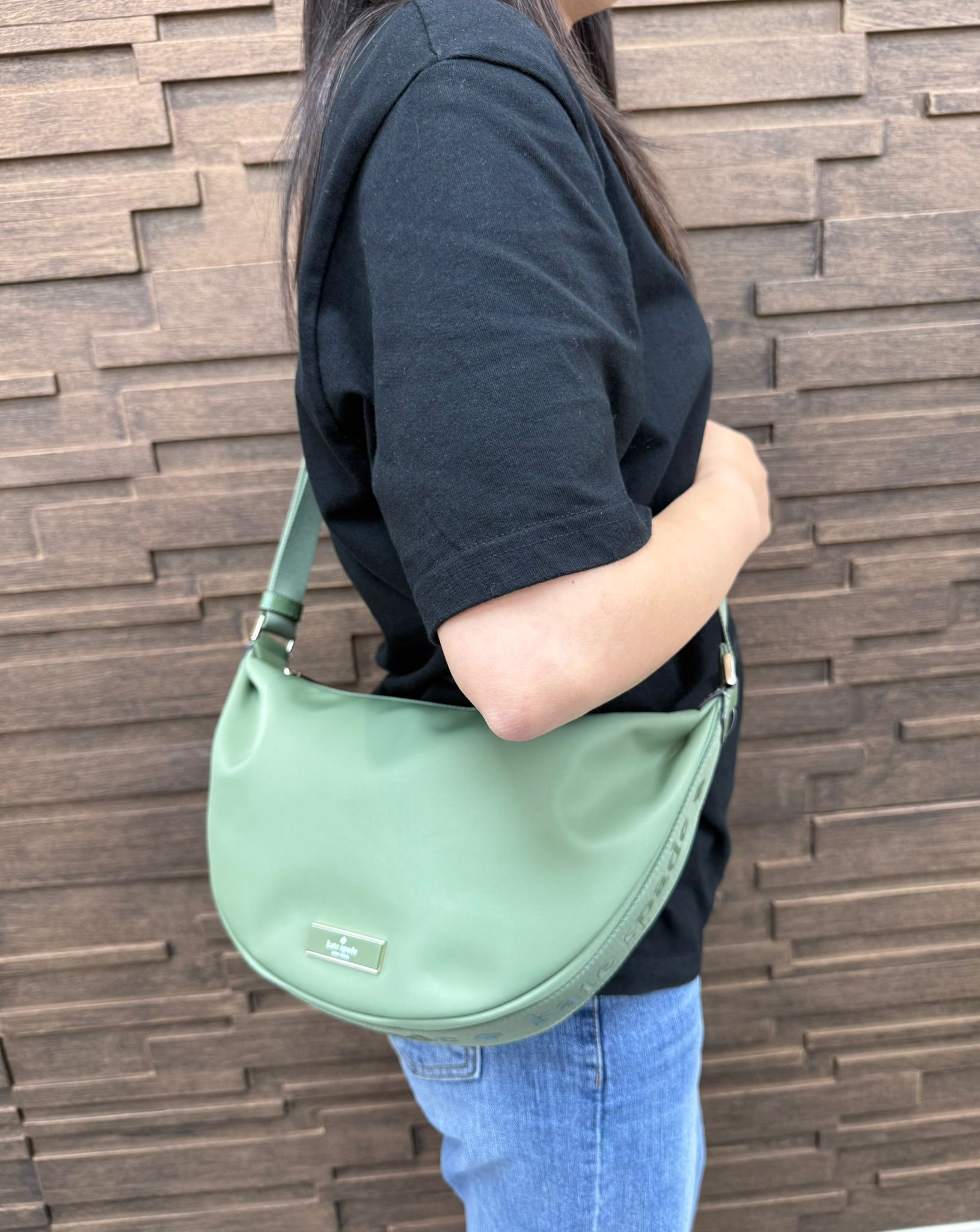 LYS01600 Kate spade 超輕身尼龍半月袋