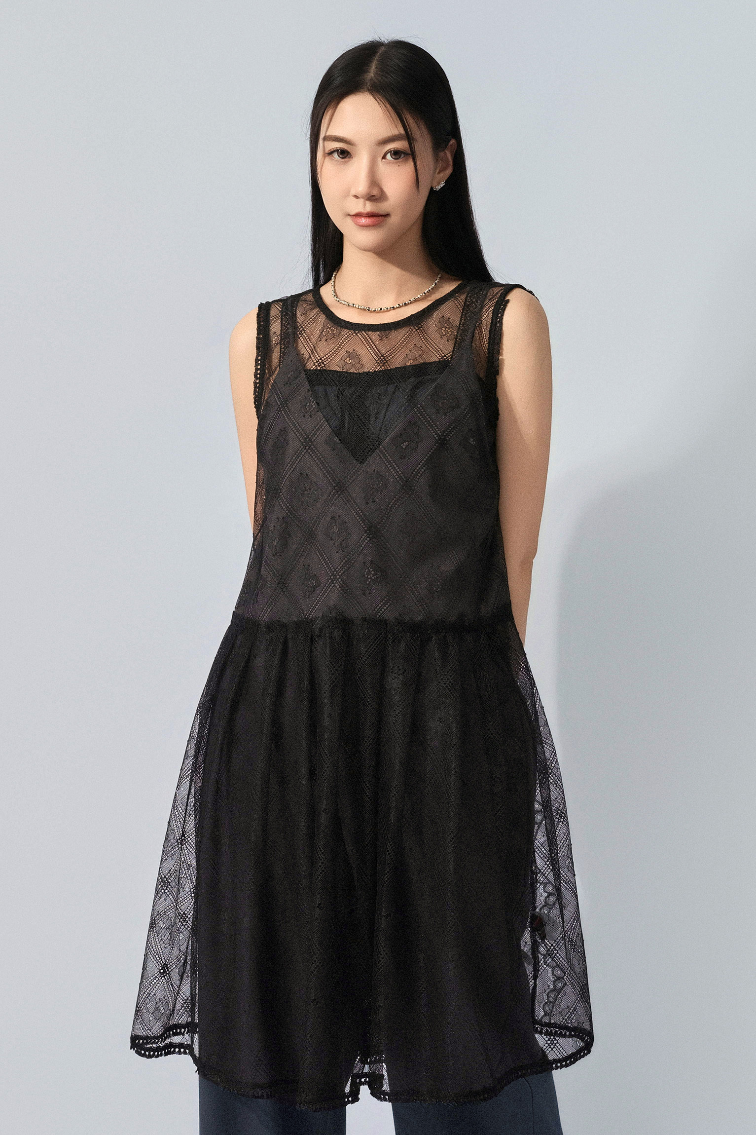 格紋蕾絲網連身裙 (預購產品）