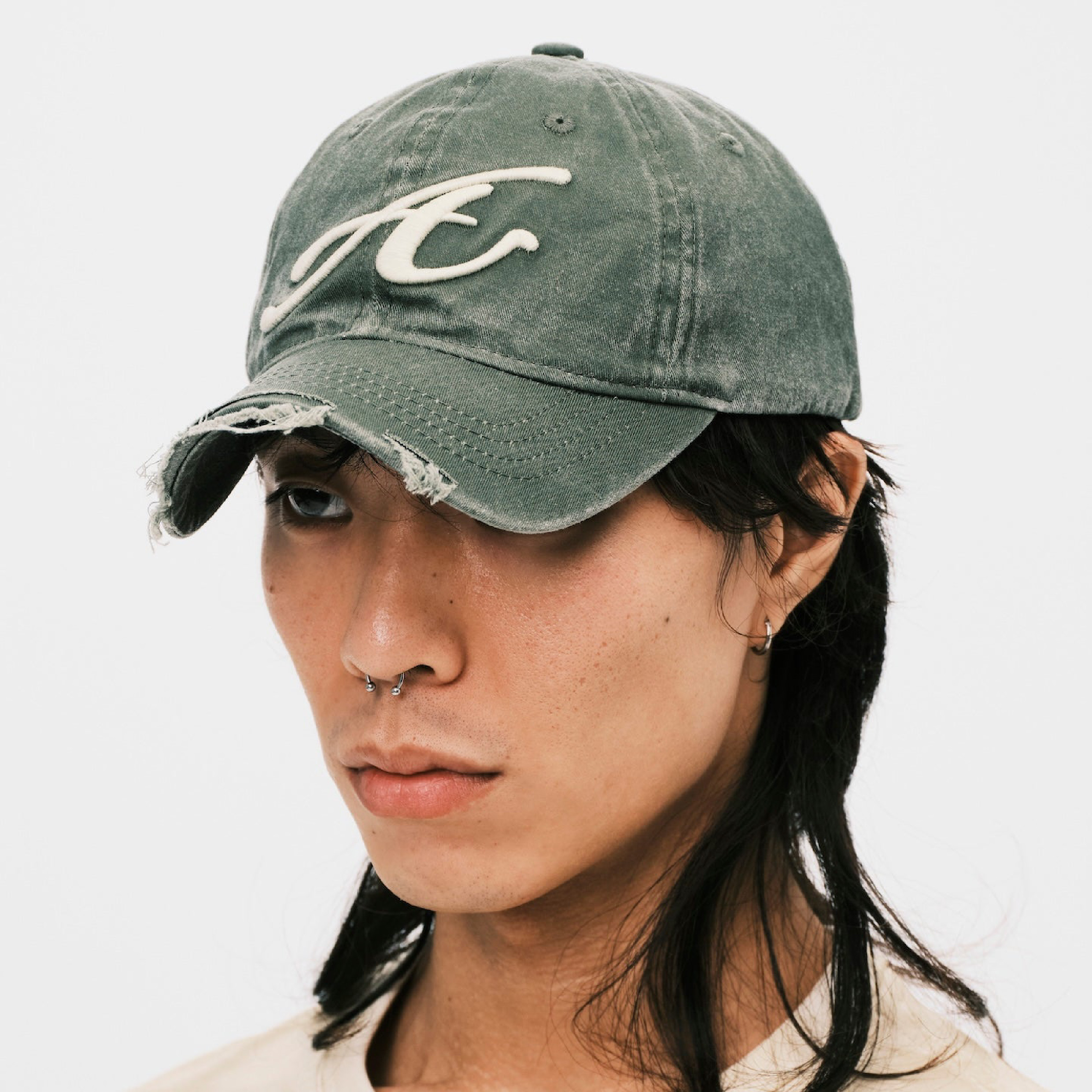 ANOWHEREMAN Raw Edge Baseball Cap - Green