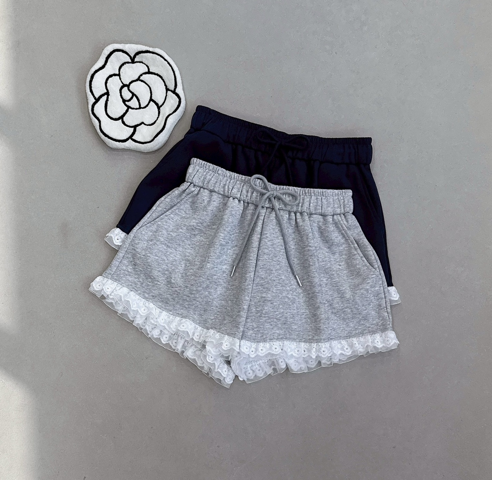 褲管花邊蕾絲棉質短褲