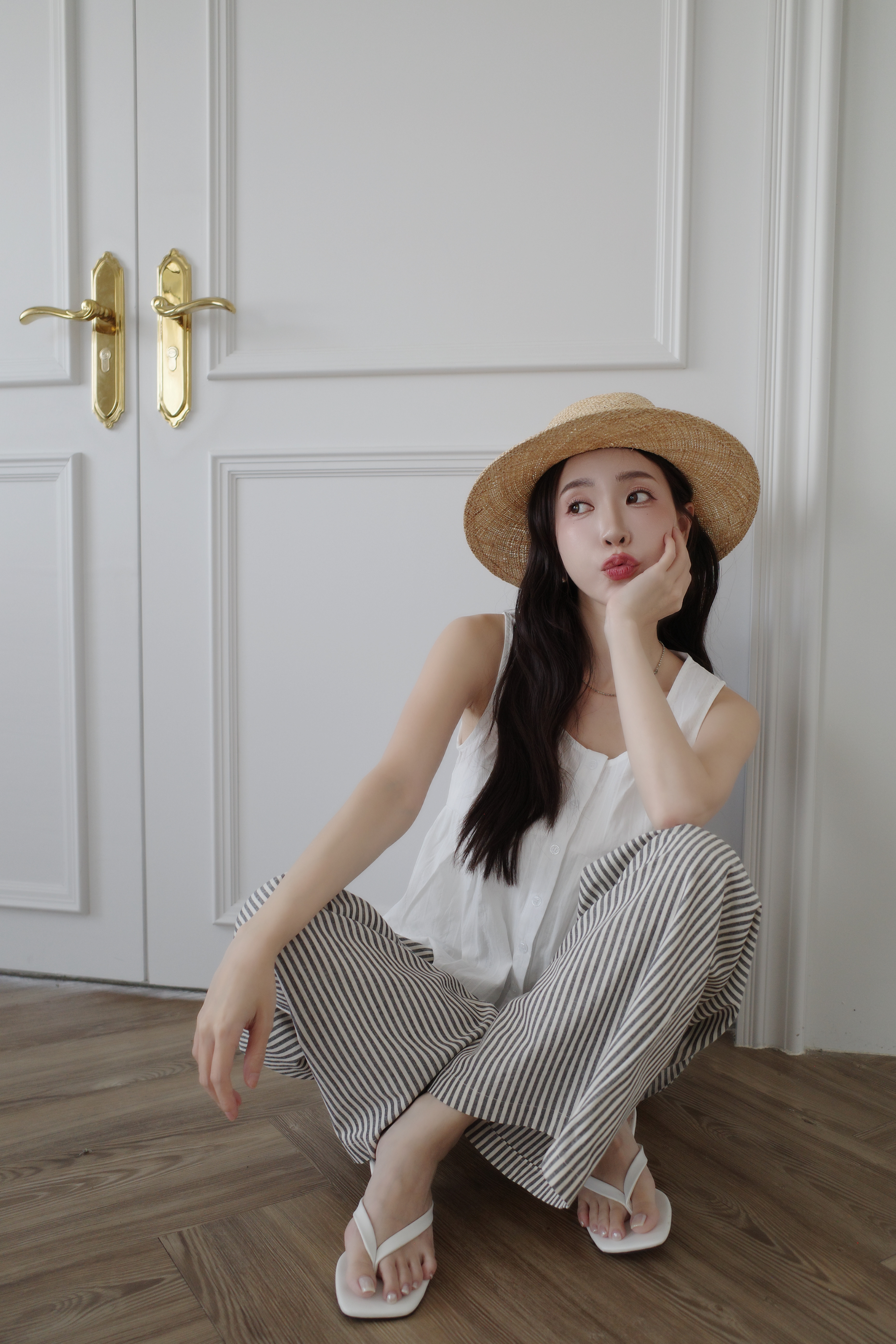 (預購)#AO45 可可愛愛傘狀背心(棕/米白)