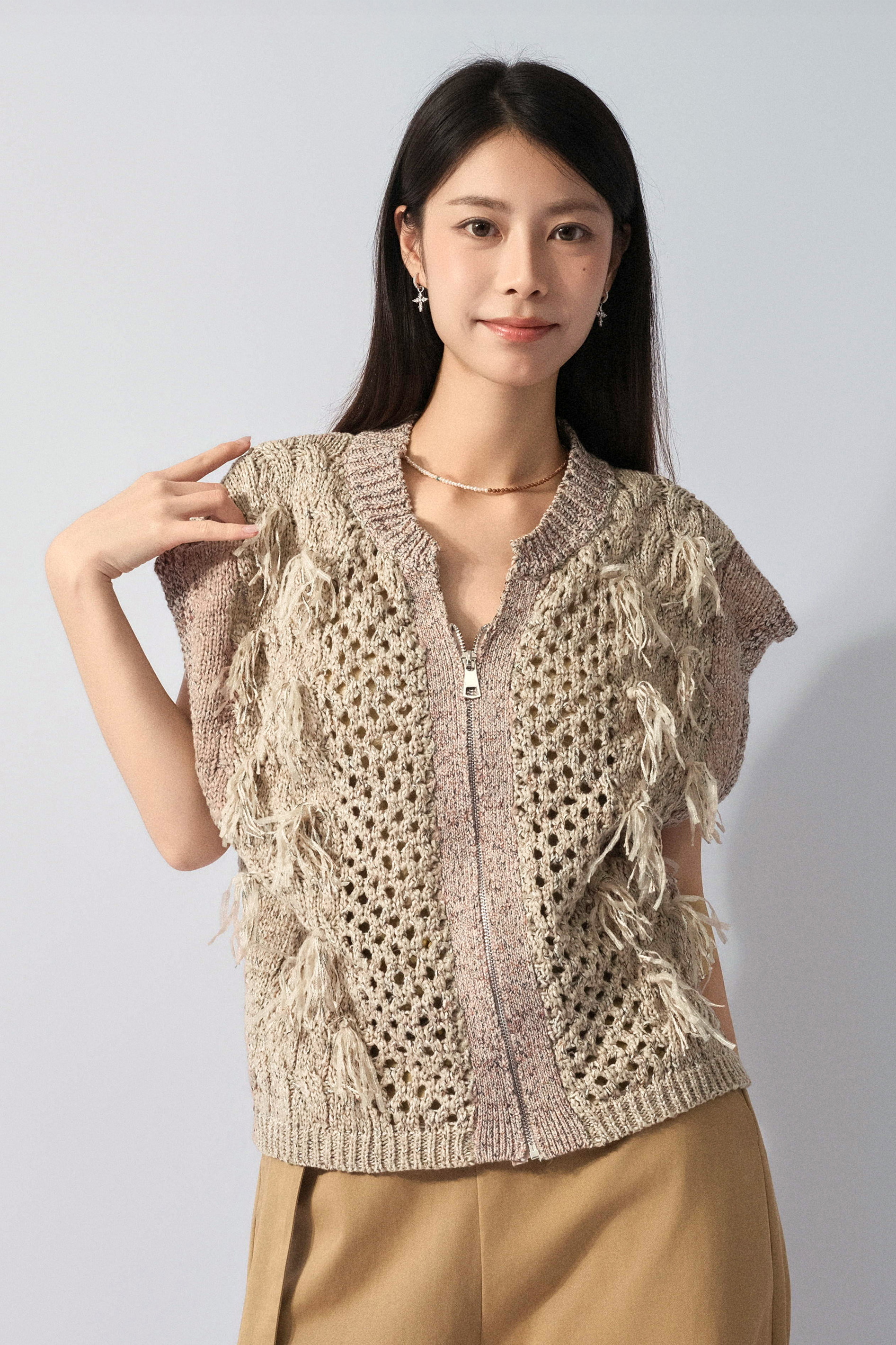 Pompom闊膊針織拉鍊外套（預購產品）