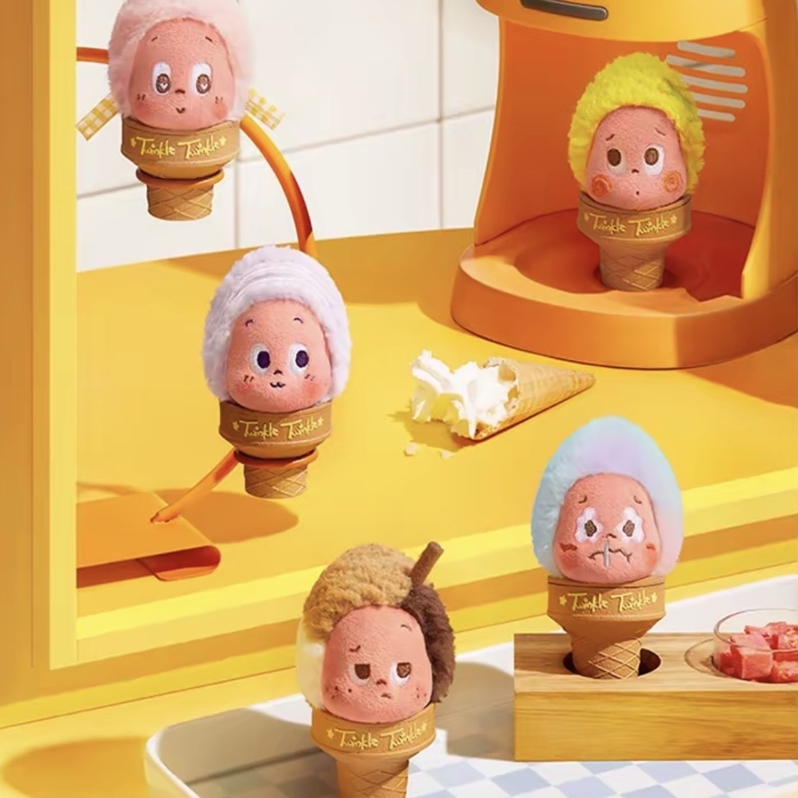 POPMART 泡泡瑪特 星星人 歡迎來到月球表面 冰淇淋 毛絨吊飾 盲盒 單盒入