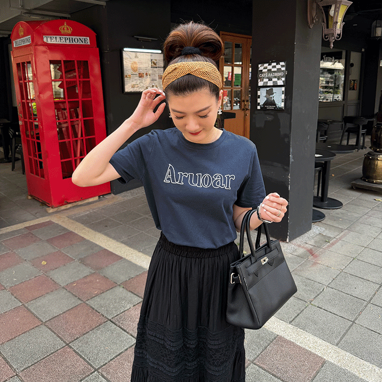 英文刺繡短T