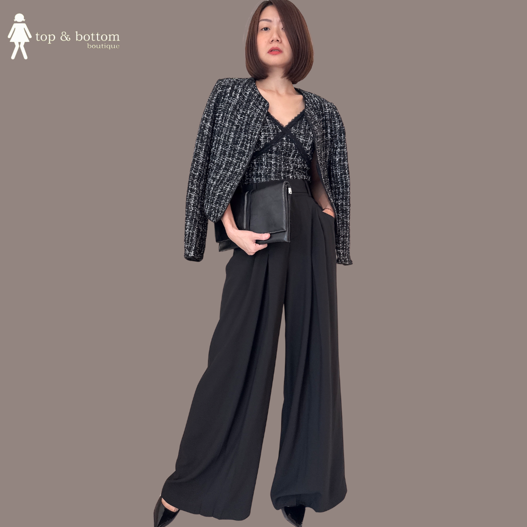 STRAP TWEED TOP WITH PADDED