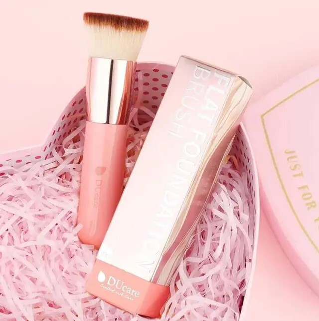 DUcare - Flat foundation brush (Pink) DS001-2
