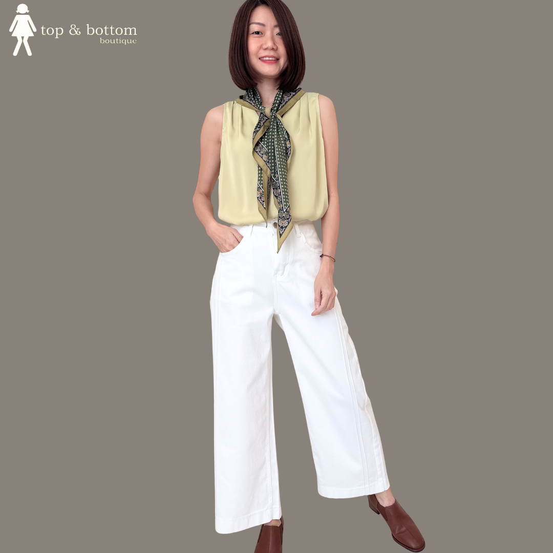 SLEEVELESS V NECK SATIN BLOUSE