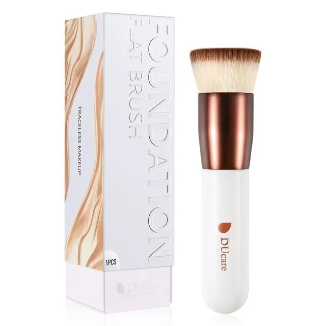Flat foundation brush (White) DS001-1