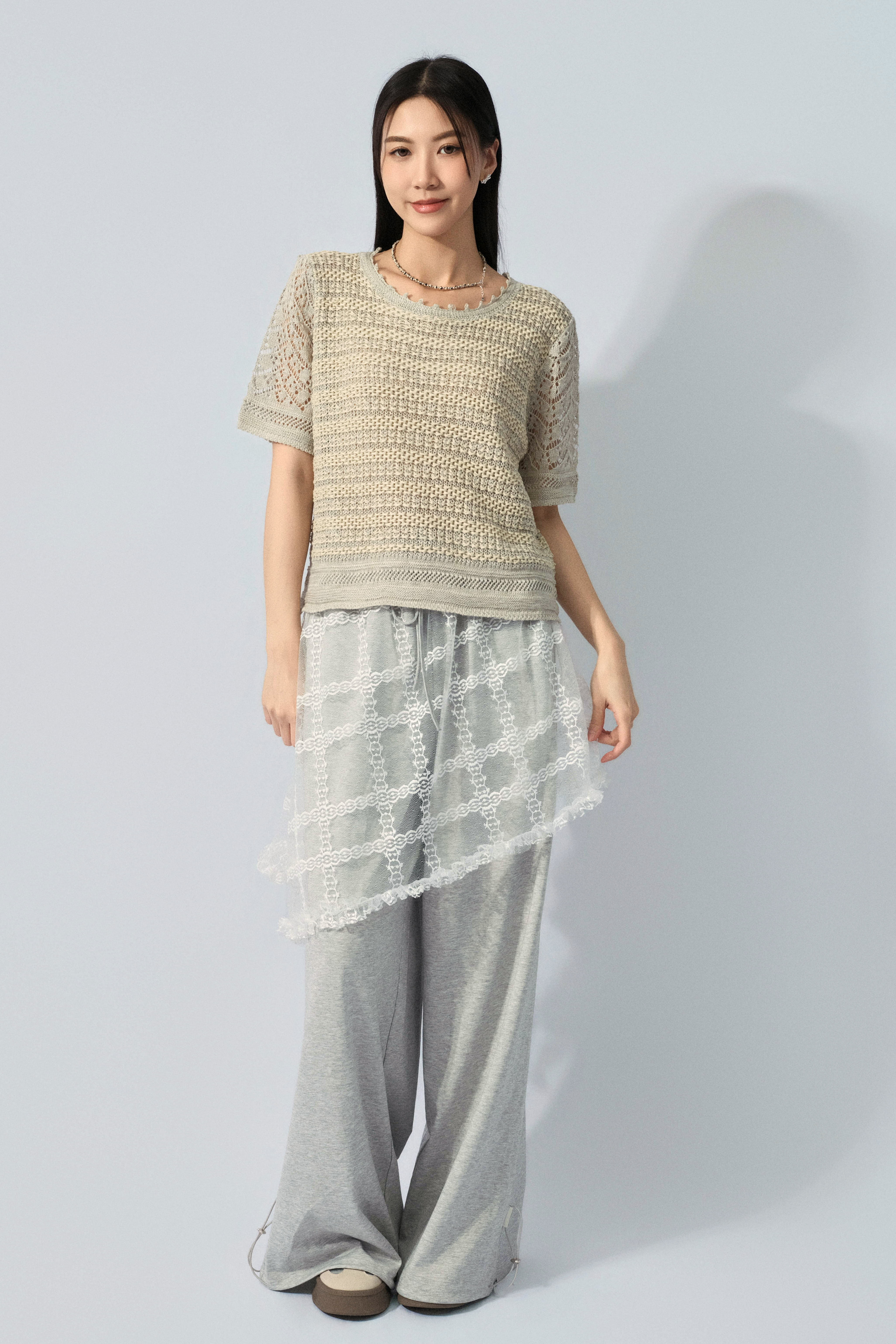 粒粒領邊織花間針織上衣（預購產品）