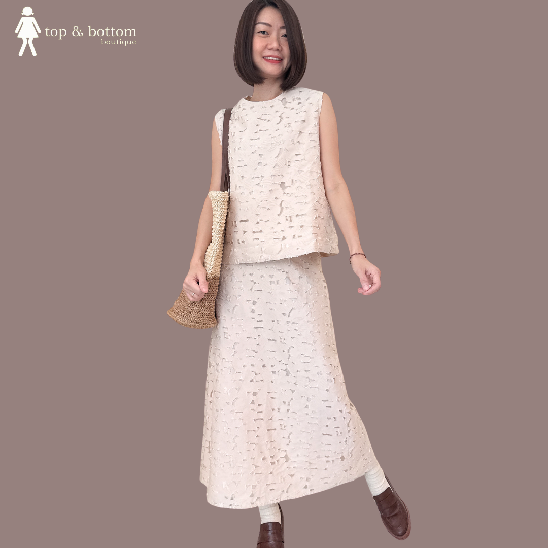 EMBROIDERED FLORAL BLOUSE & SKIRT SET SUIT