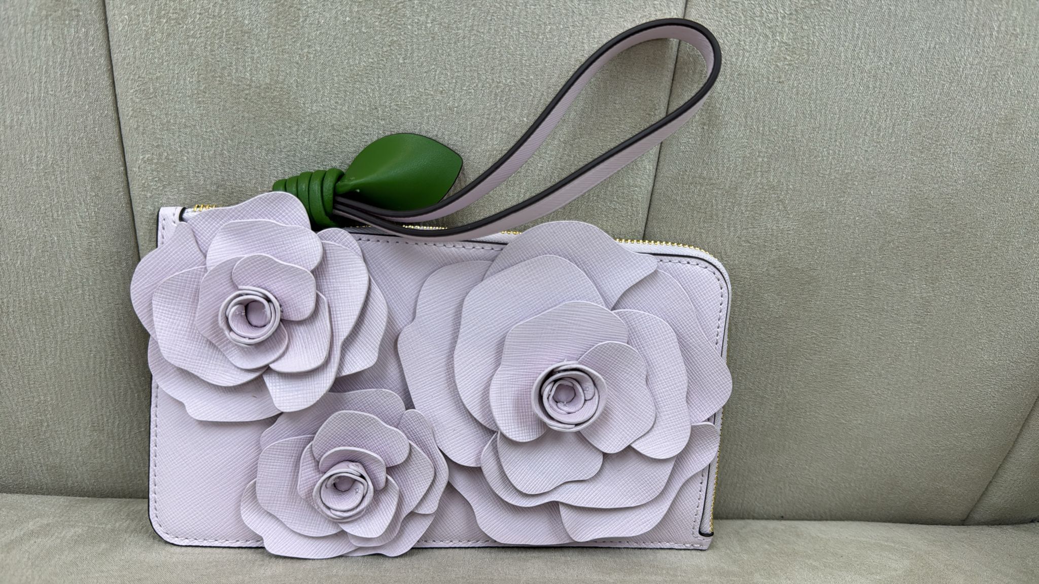 LYS01602 KATE SPADE 立體花花紫色手腕包