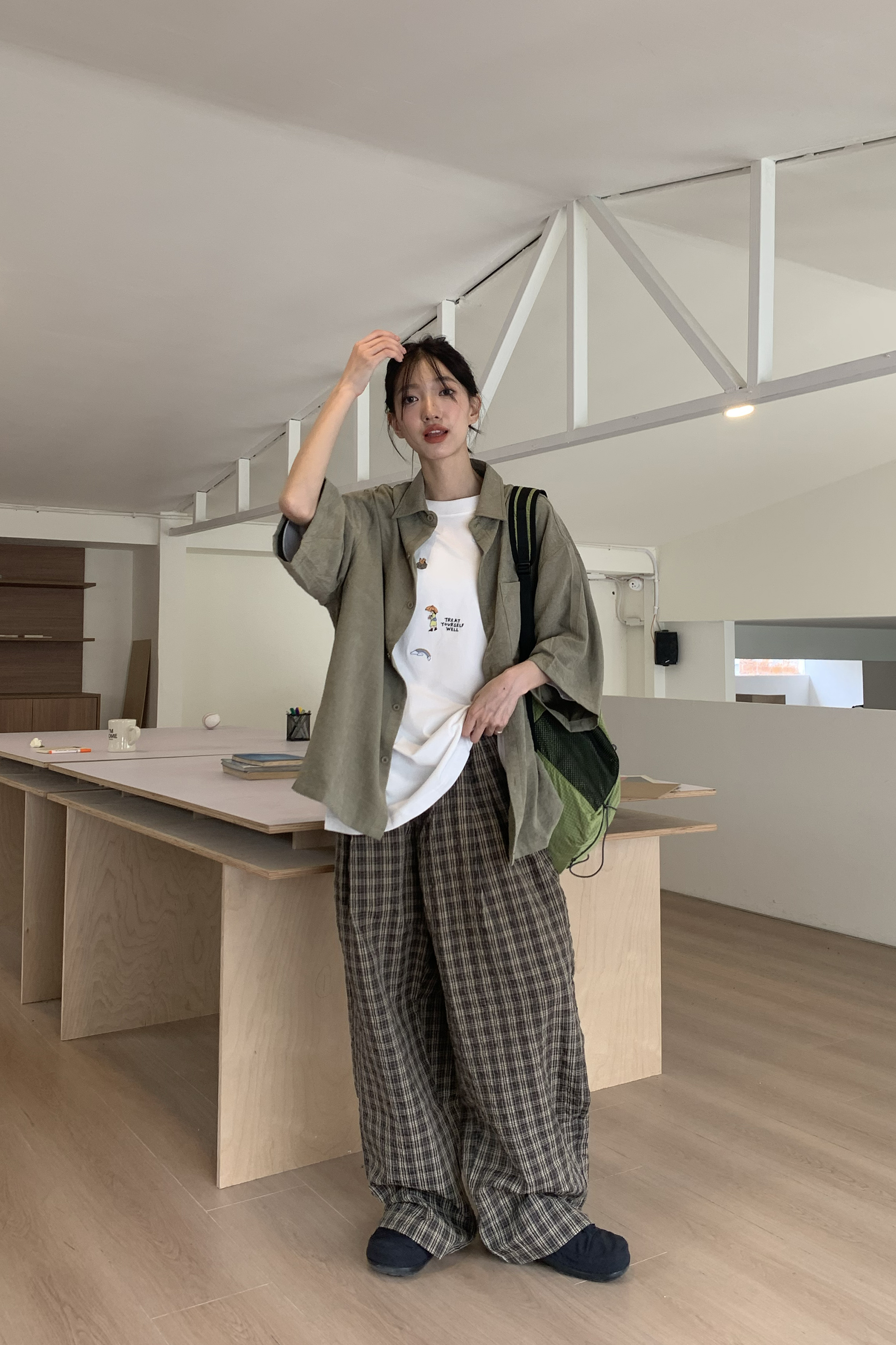 Vibrant｜日系鬆緊腰格紋長褲 2色