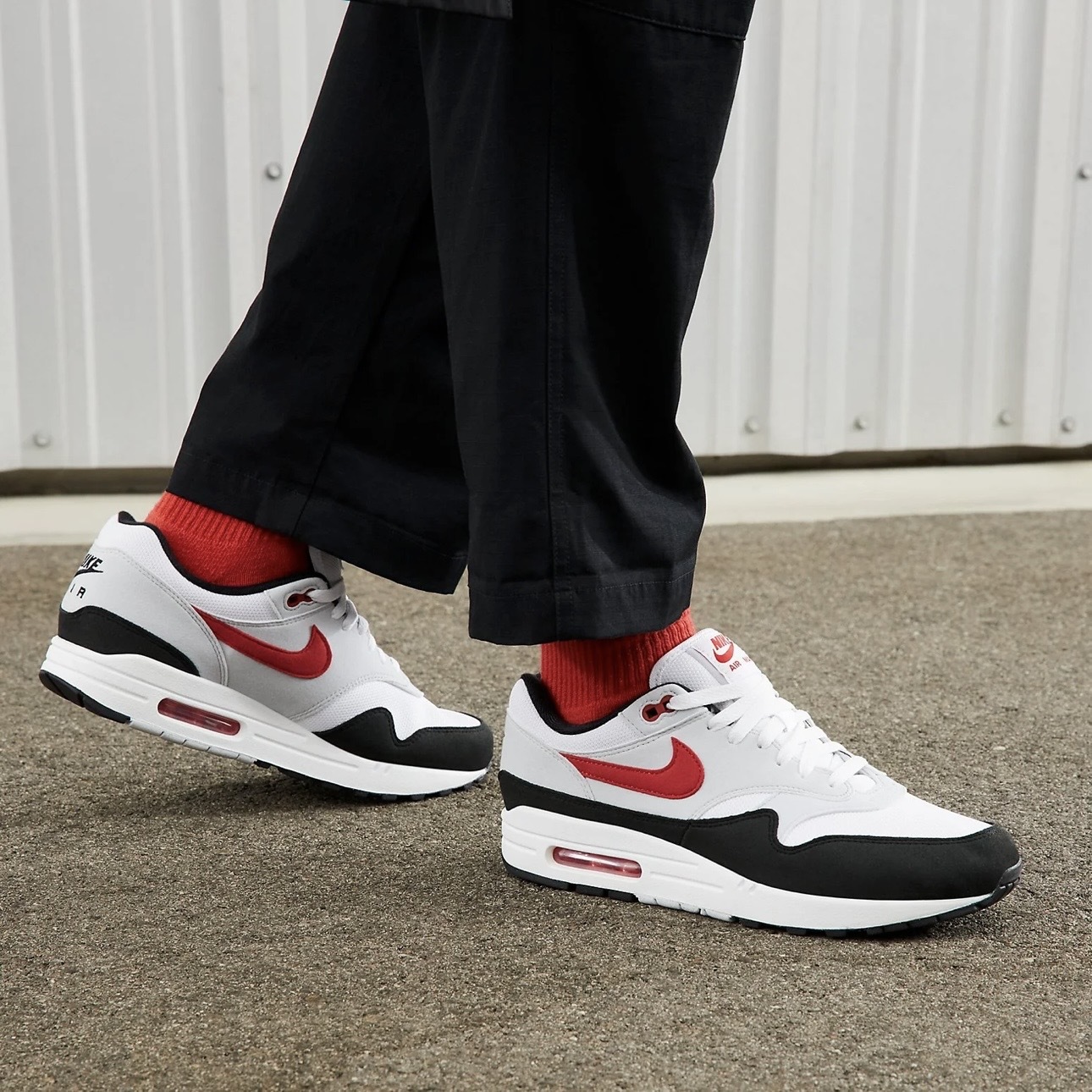 NIKE AIR MAX 1 灰黑紅 減震 氣墊 跑步鞋 男鞋 FD9082-101