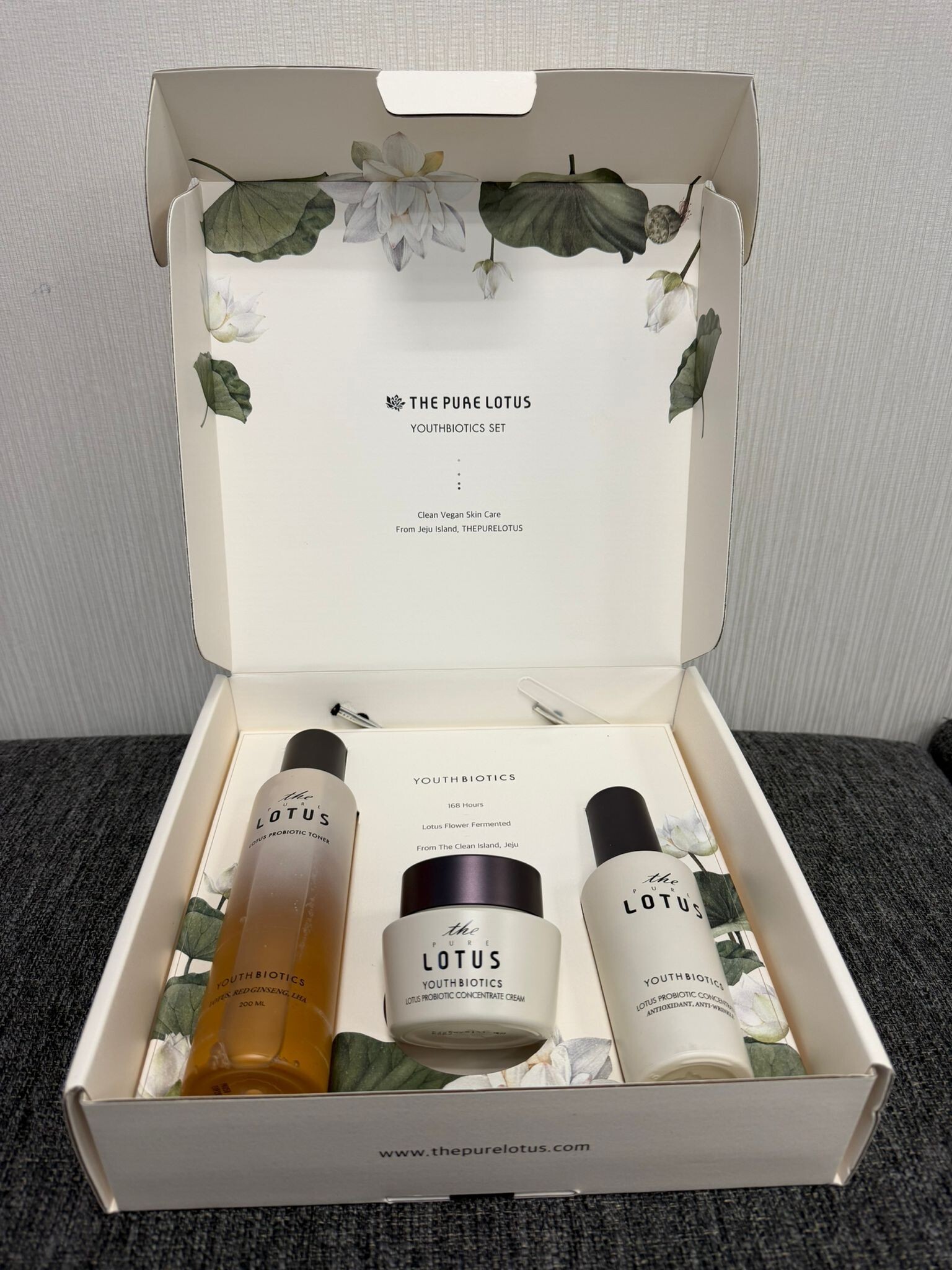 The Pure Lotus YouthBiotics Set