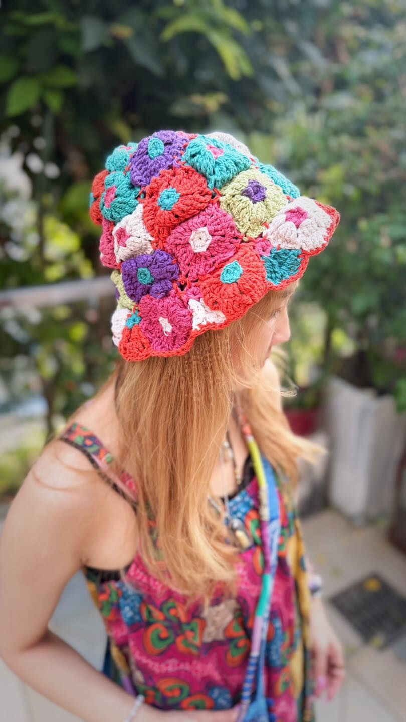 Amina 夏日尼泊爾彩色花卉手工編織帽 NSRP6109 (0422)