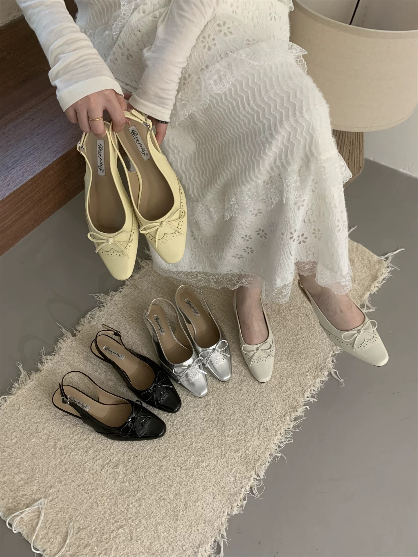 巴洛克風包頭後勾跟鞋(35-40)